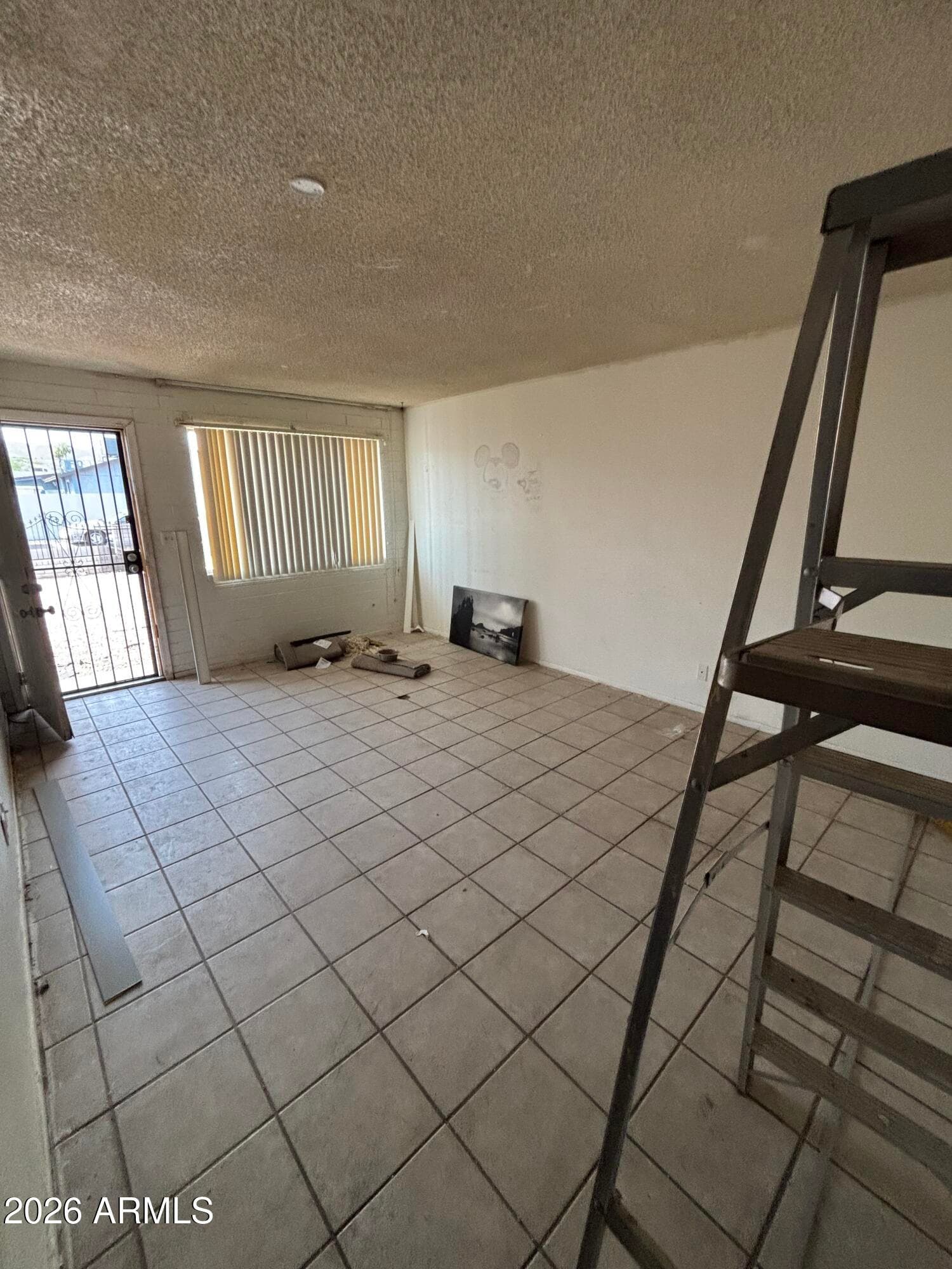 2108 E Alta Vista Road, Phoenix, AZ 85042 — photo 4 of 35