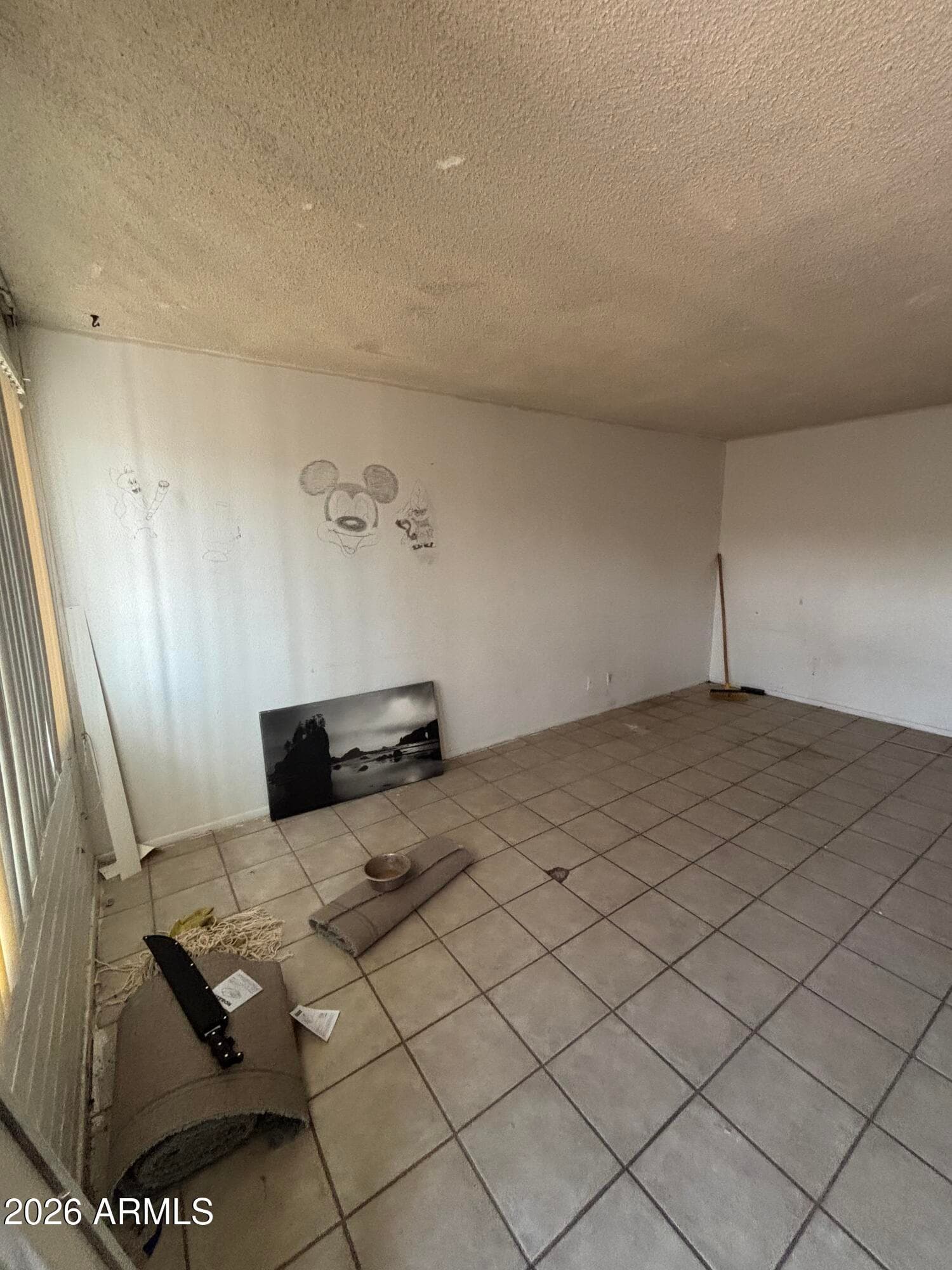 2108 E Alta Vista Road, Phoenix, AZ 85042 — photo 6 of 35