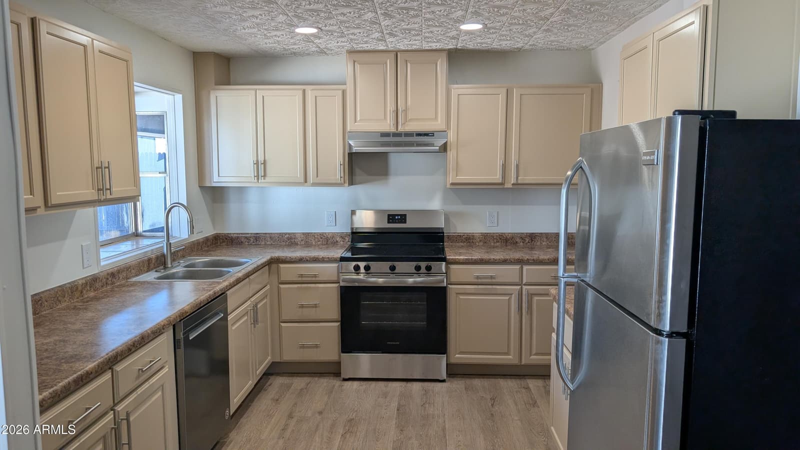 16202 N 71st Avenue, Peoria, AZ 85382 — photo 9 of 21