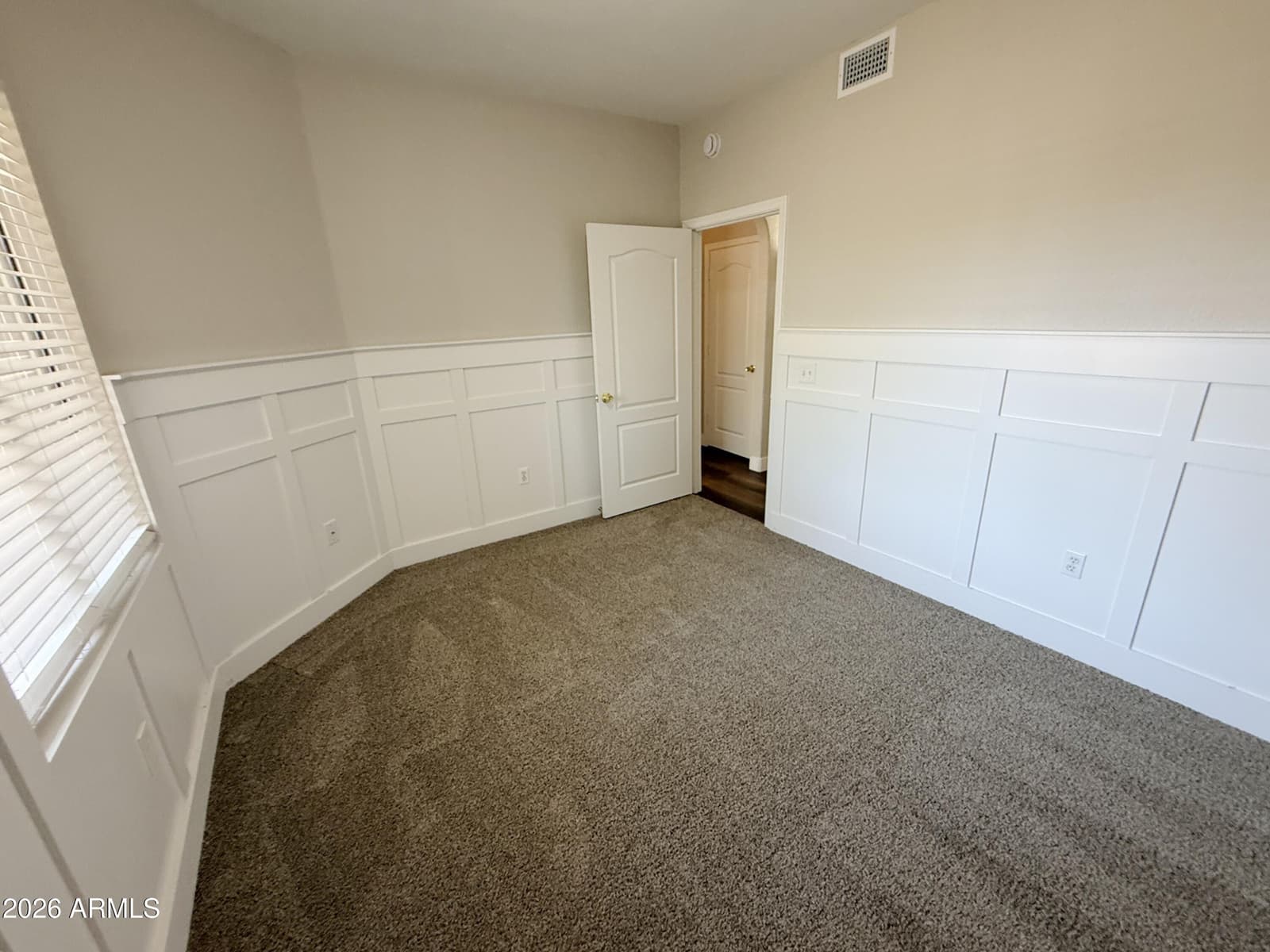 2929 W Yorkshire Drive 1122, Phoenix, AZ 85027 — photo 11 of 28
