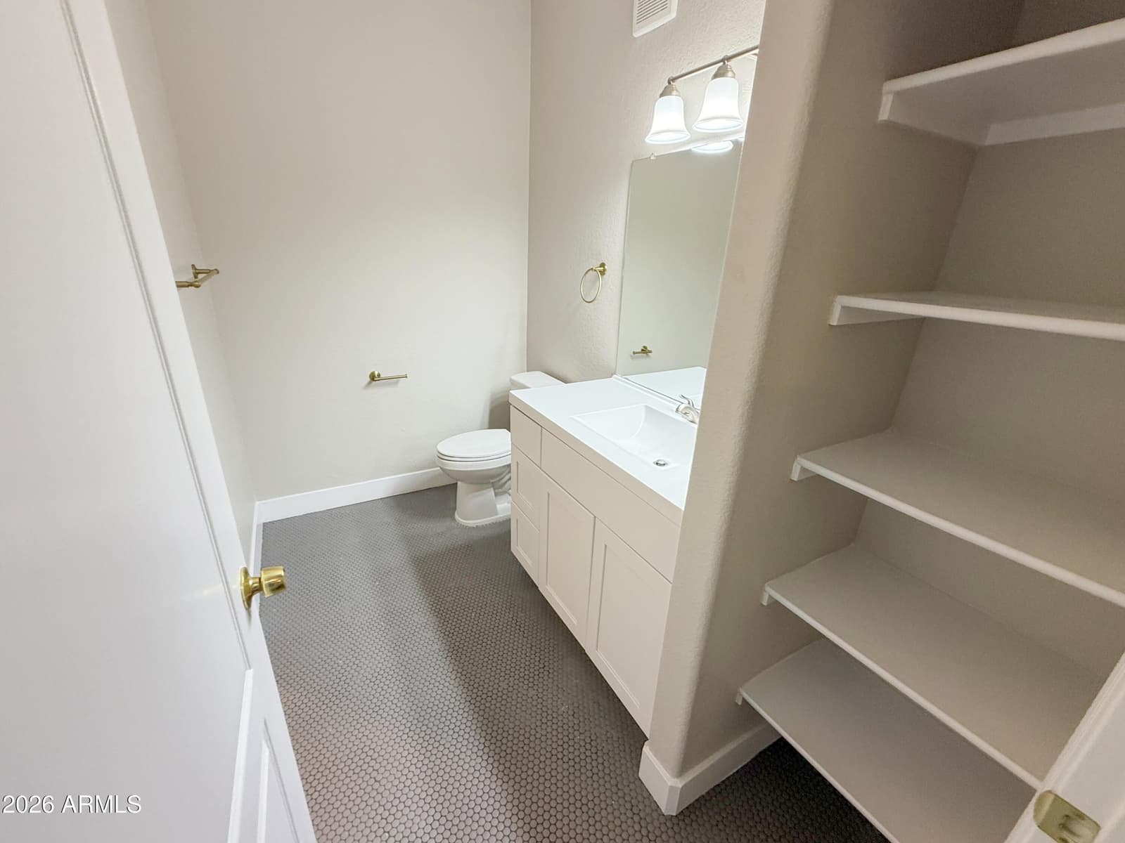 2929 W Yorkshire Drive 1122, Phoenix, AZ 85027 — photo 13 of 28