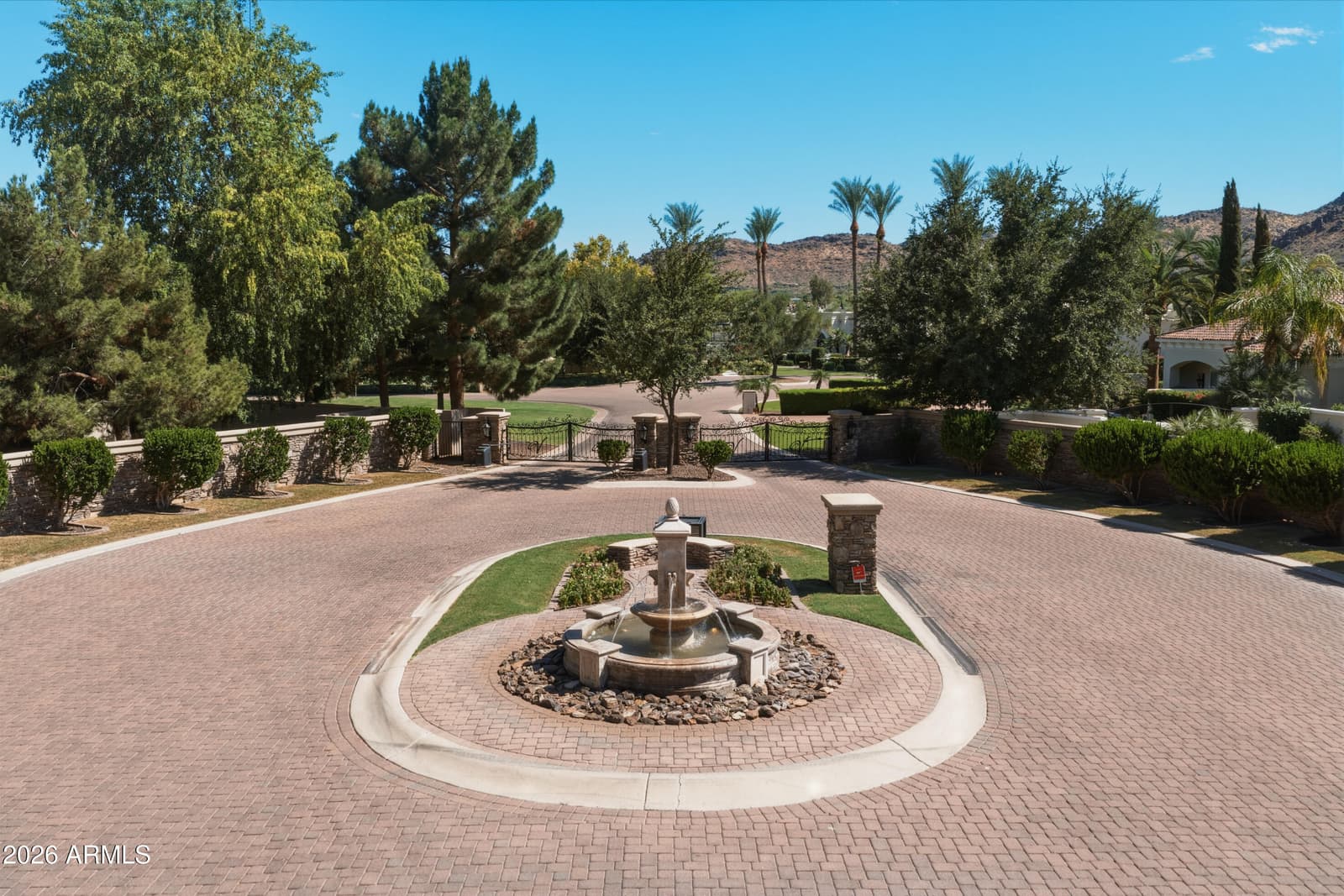 6385 E Royal Palm Road, Paradise Valley, AZ 85253 — photo 8 of 69