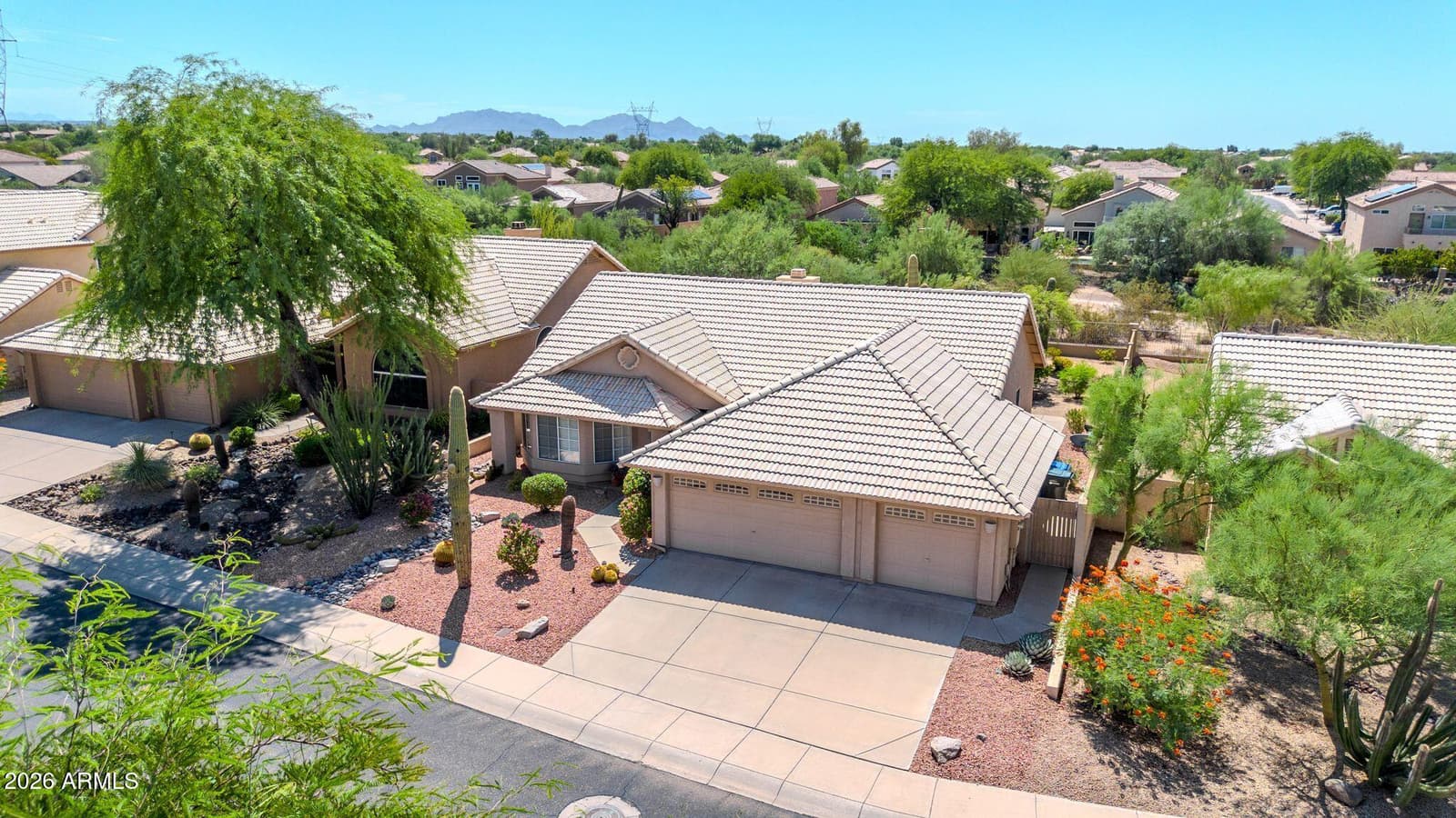 4231 E Montgomery Road, Cave Creek, AZ 85331 — photo 2 of 46
