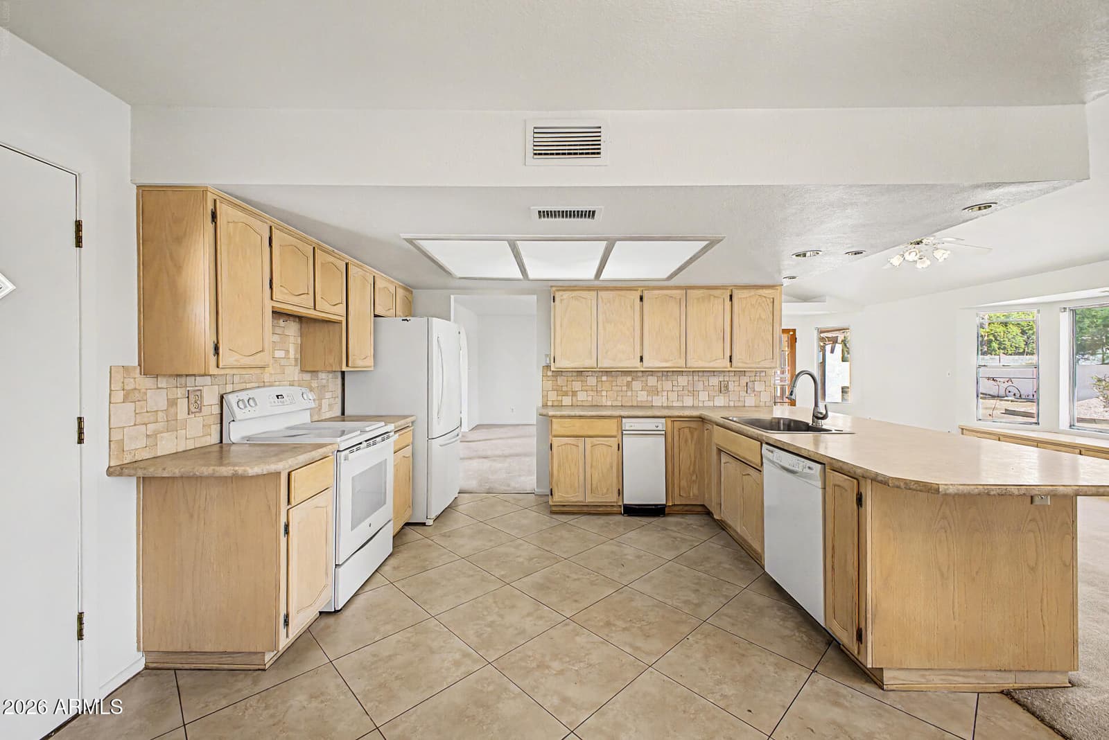 7601 E Culver Street, Mesa, AZ 85207 — photo 17 of 36