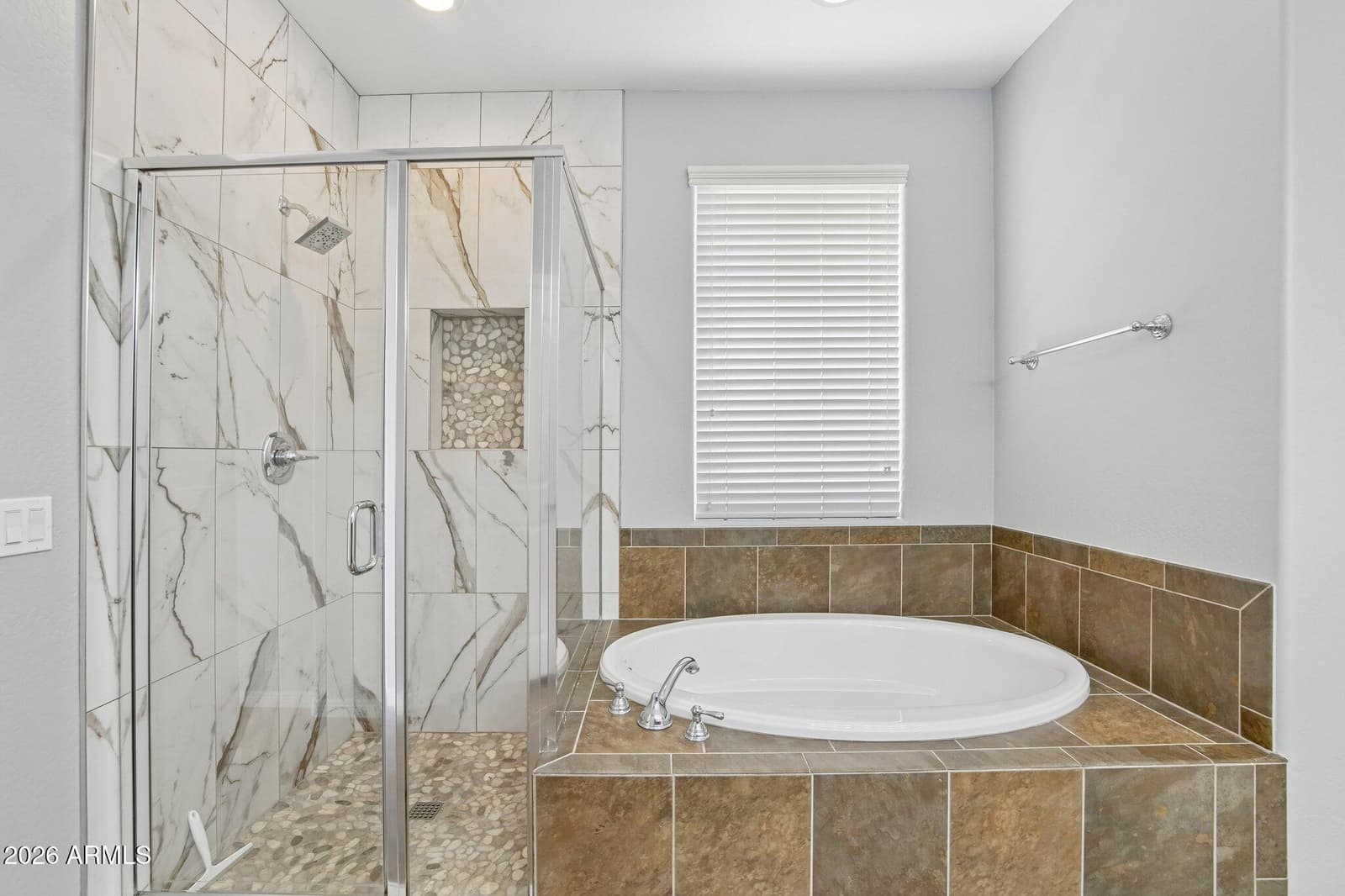 3866 E Cat Balue Drive, Phoenix, AZ 85050 — photo 19 of 41