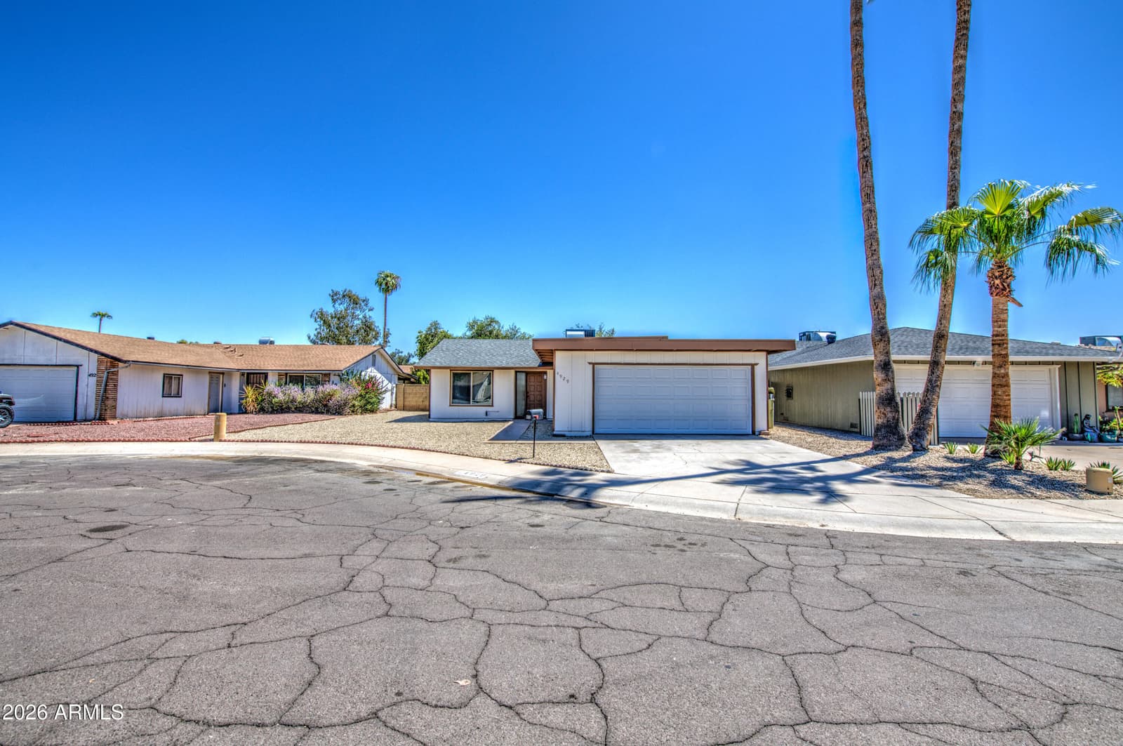 4929 W Townley Avenue, Glendale, AZ 85302 — photo 4 of 41