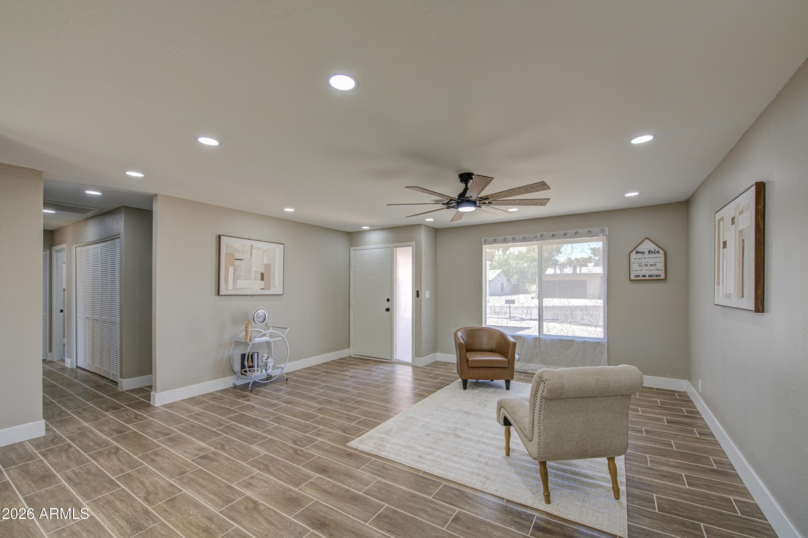 4929 W Townley Avenue, Glendale, AZ 85302 — photo 8 of 41