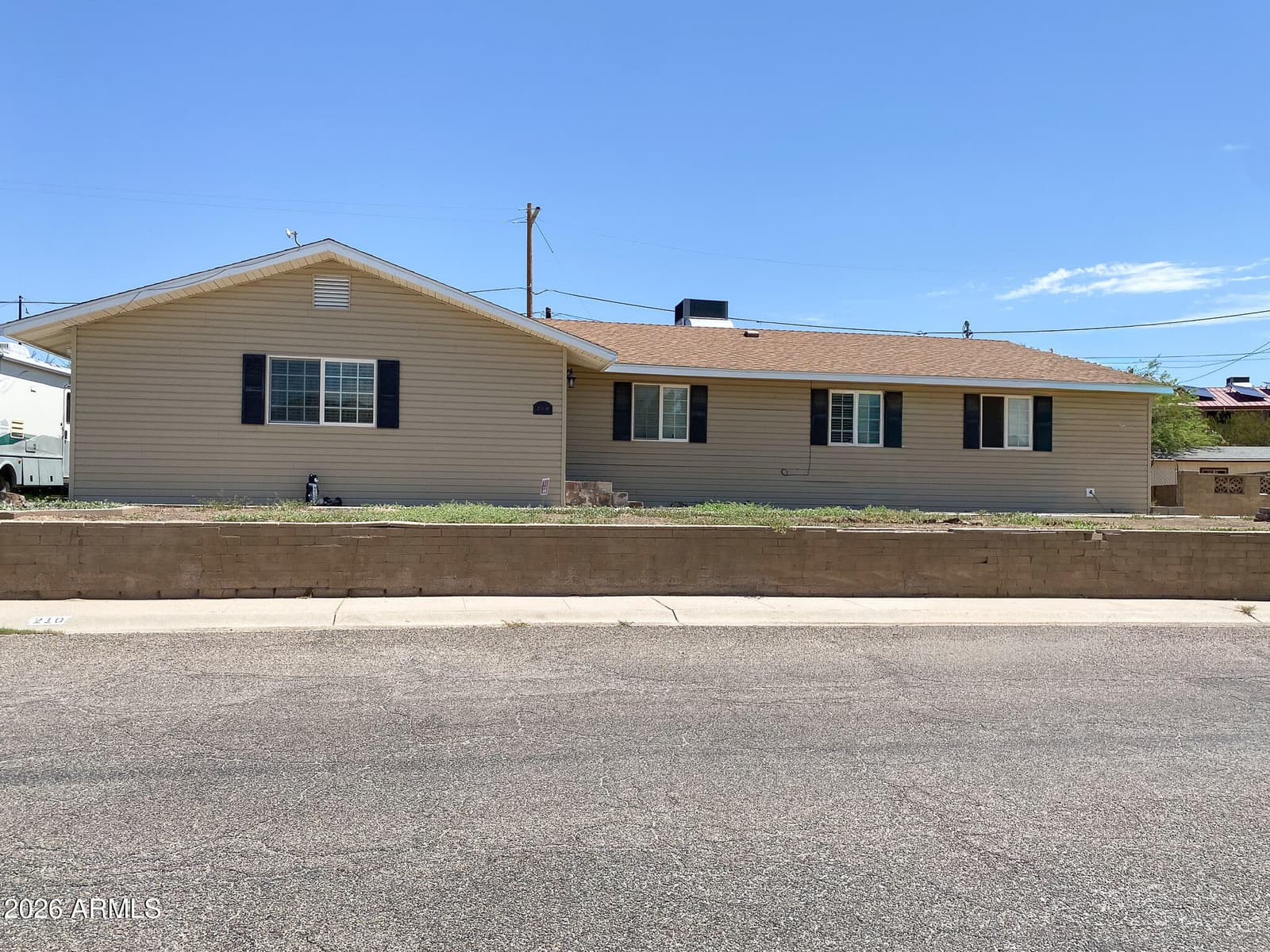 210 W Victoria Circle, Kearny, AZ 85137 — photo 1 of 8