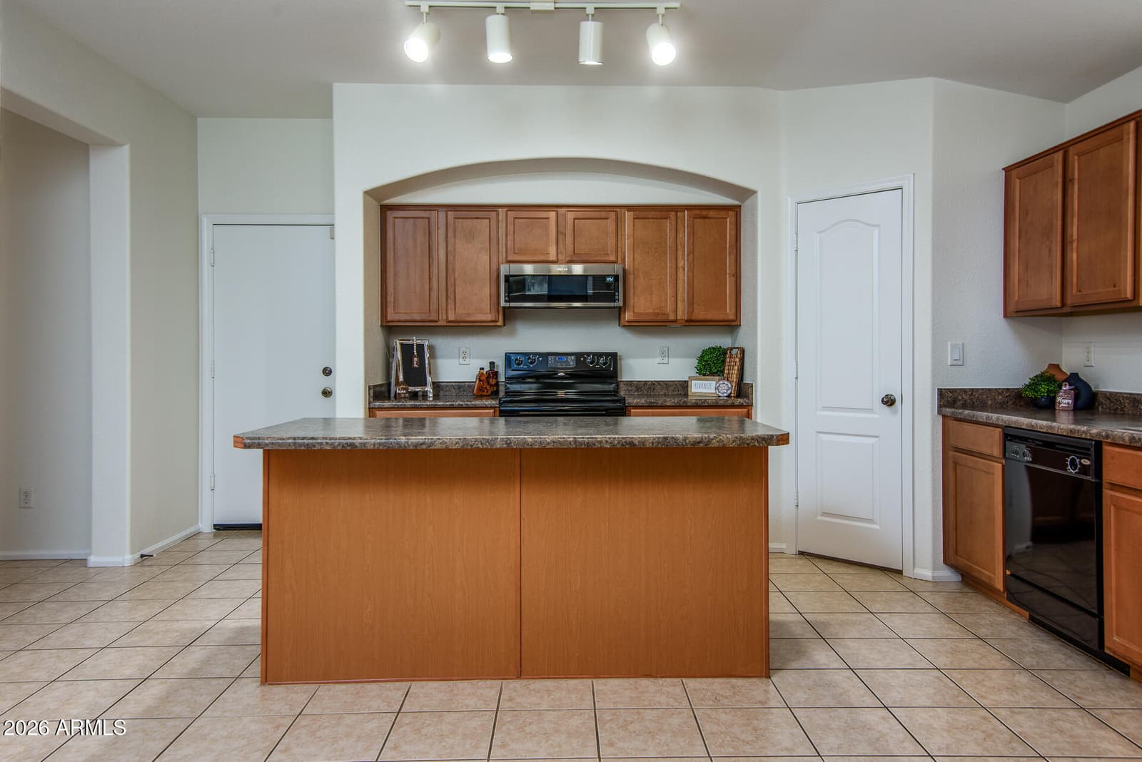 21603 N Dietz Drive, Maricopa, AZ 85138 — photo 16 of 38