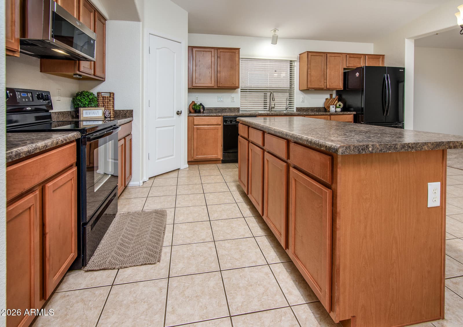 21603 N Dietz Drive, Maricopa, AZ 85138 — photo 12 of 38