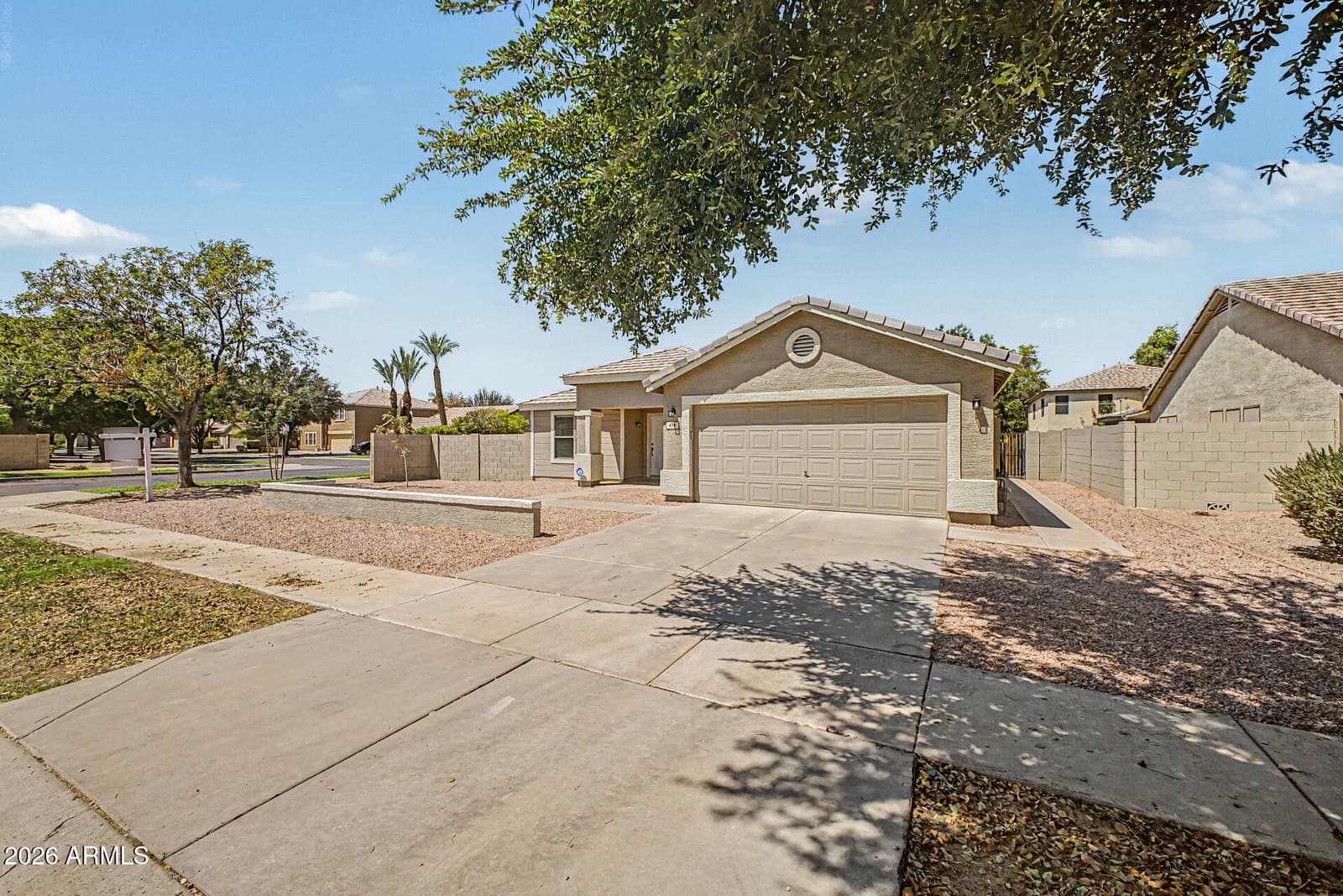 674 W Orchard Way, Gilbert, AZ 85233 — photo 2 of 35