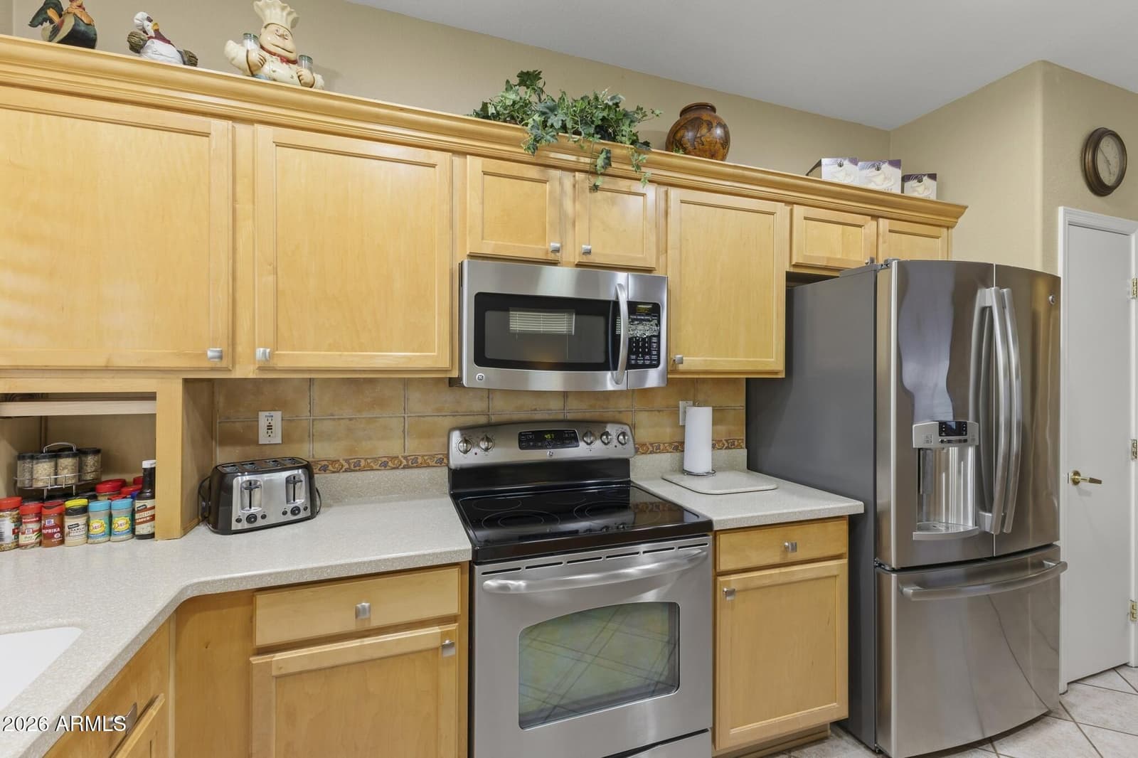 18503 N Sunray Court, Surprise, AZ 85374 — photo 5 of 123