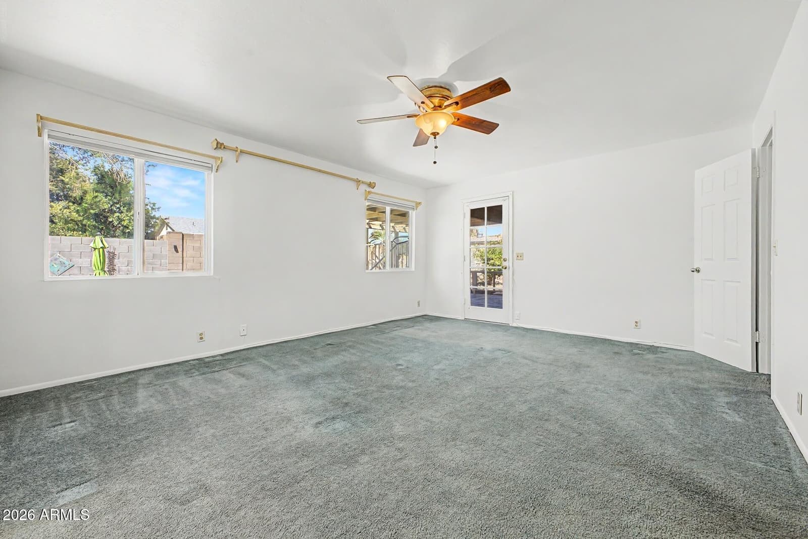 7208 W Sunnyslope Lane, Peoria, AZ 85345 — photo 15 of 36