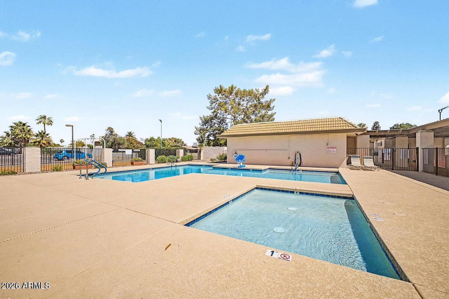 4716 W Annette Circle, Glendale, AZ 85308 — photo 5 of 32
