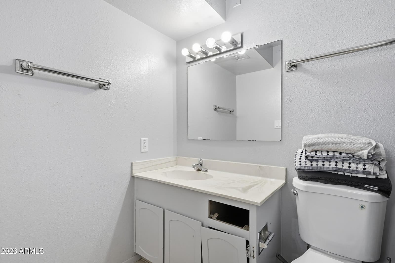 3224 W Echo Lane, Phoenix, AZ 85051 — photo 20 of 31