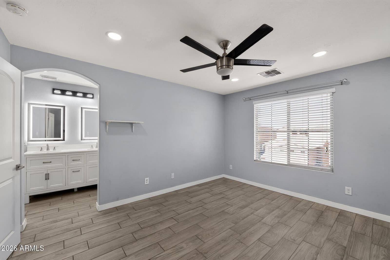 2015 N 77th Lane, Phoenix, AZ 85035 — photo 16 of 27
