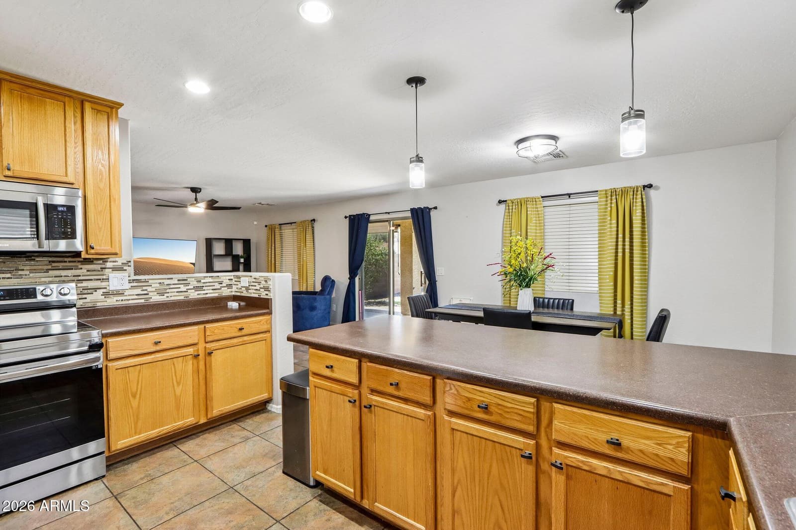 24018 N 118th Avenue, Sun City, AZ 85373 — photo 4 of 45