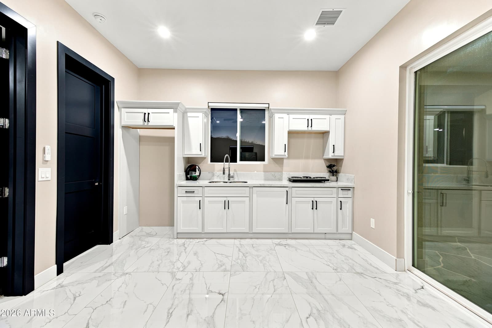 13811 W Harwell Road, Goodyear, AZ 85338 — photo 4 of 46