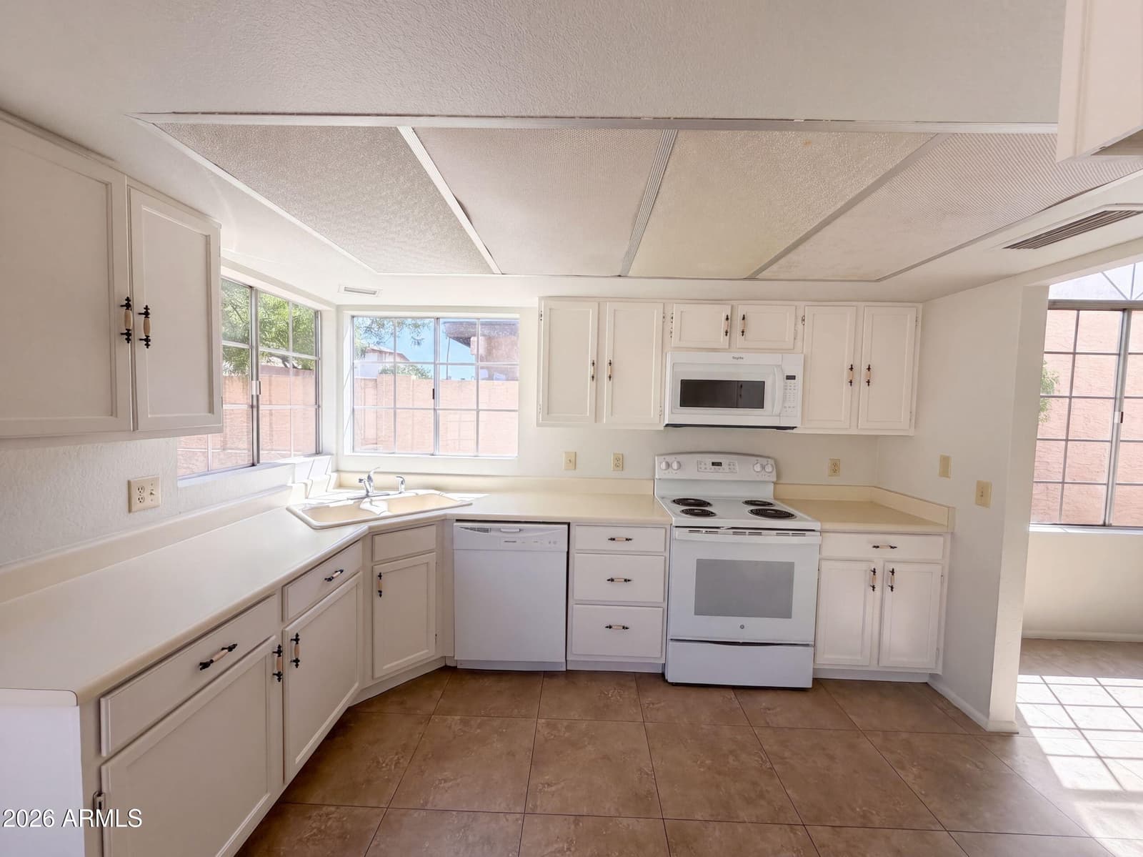 6018 W Mescal Street, Glendale, AZ 85304 — photo 2 of 23