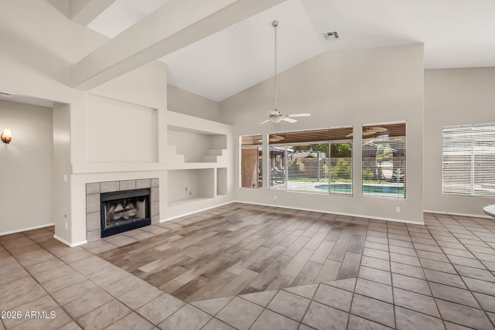 4049 E Aspen Way, Gilbert, AZ 85234 — photo 8 of 49