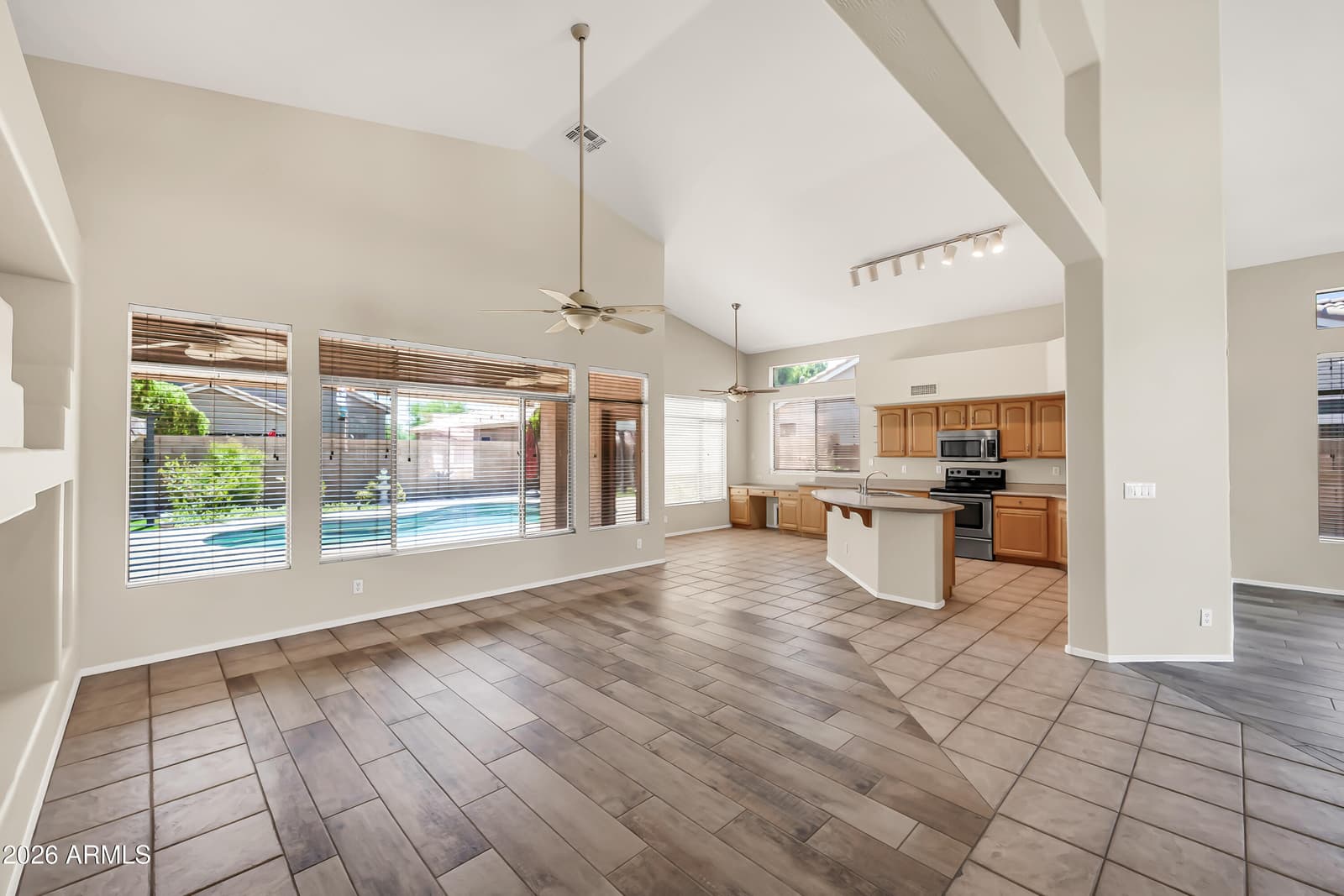 4049 E Aspen Way, Gilbert, AZ 85234 — photo 11 of 49