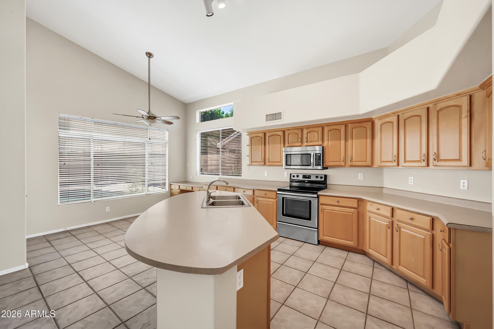 4049 E Aspen Way, Gilbert, AZ 85234 — photo 12 of 49