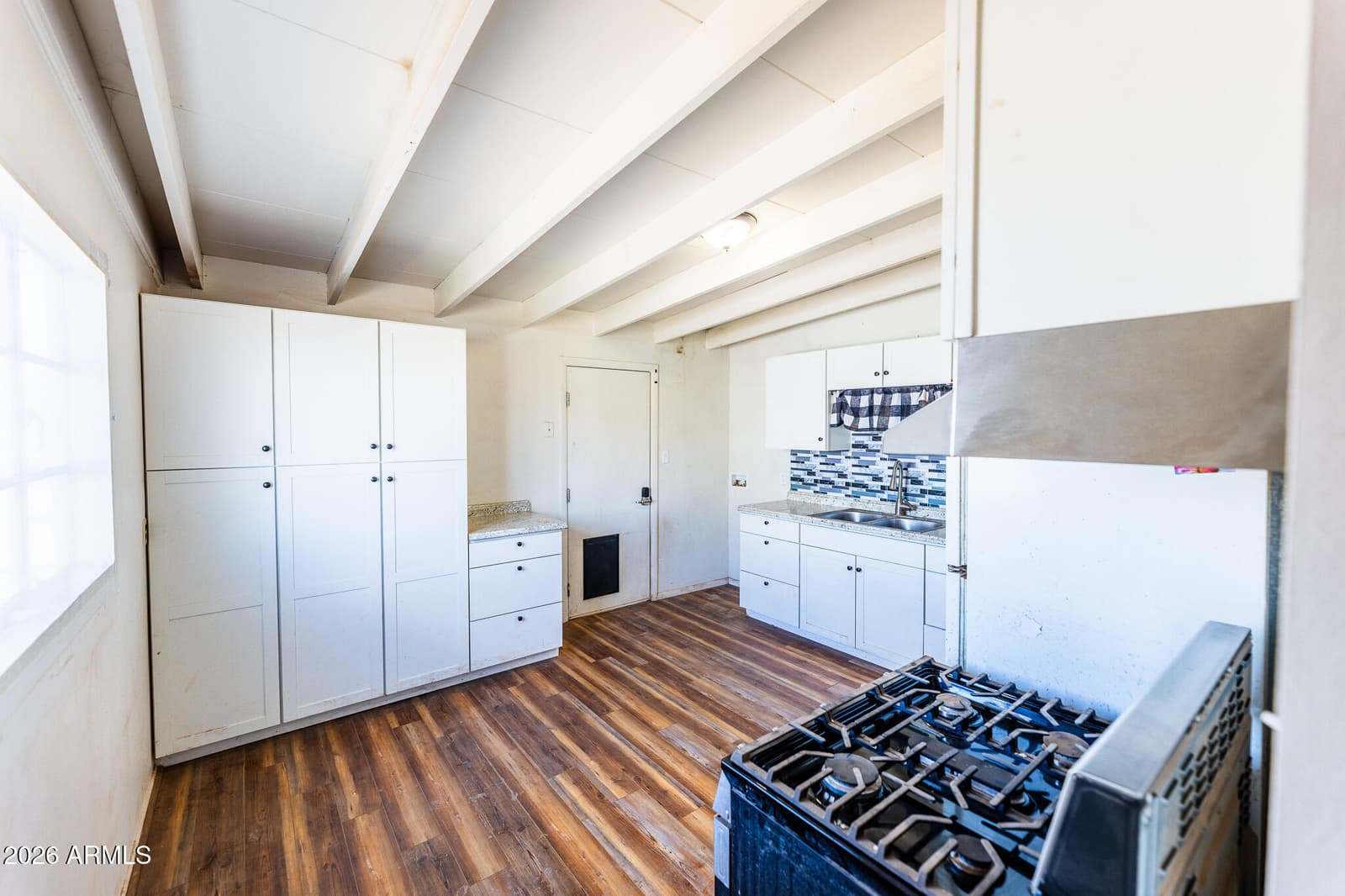 104 E Apache Street, Huachuca City, AZ 85616 — photo 17 of 25