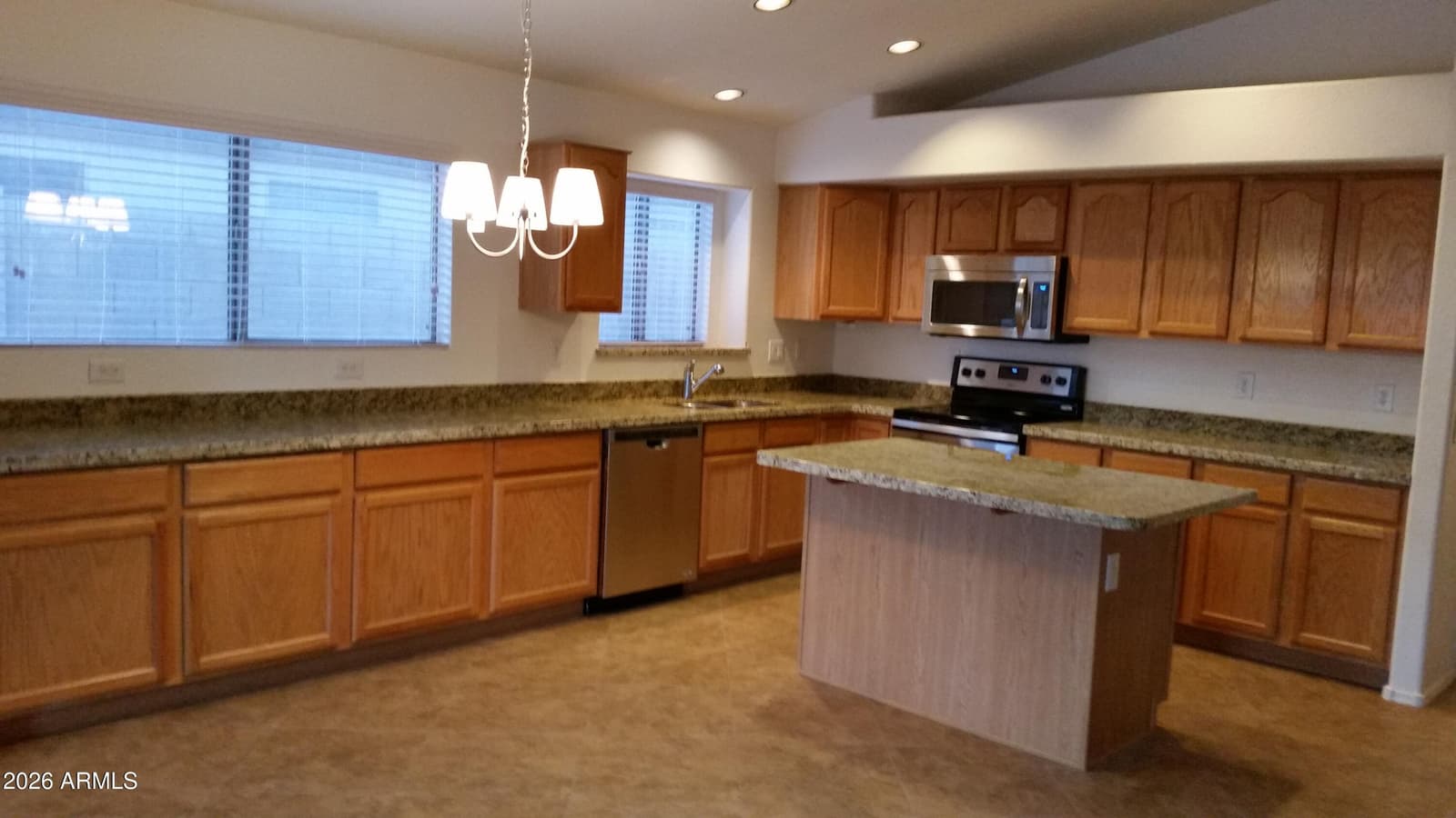 15325 W Honeysuckle Lane, Surprise, AZ 85374 — photo 6 of 26