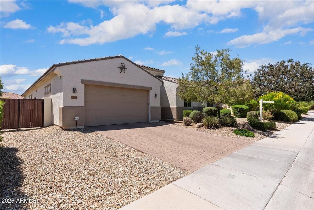 15737 W Wilshire Drive, Goodyear, AZ 85395 — photo 2 of 41