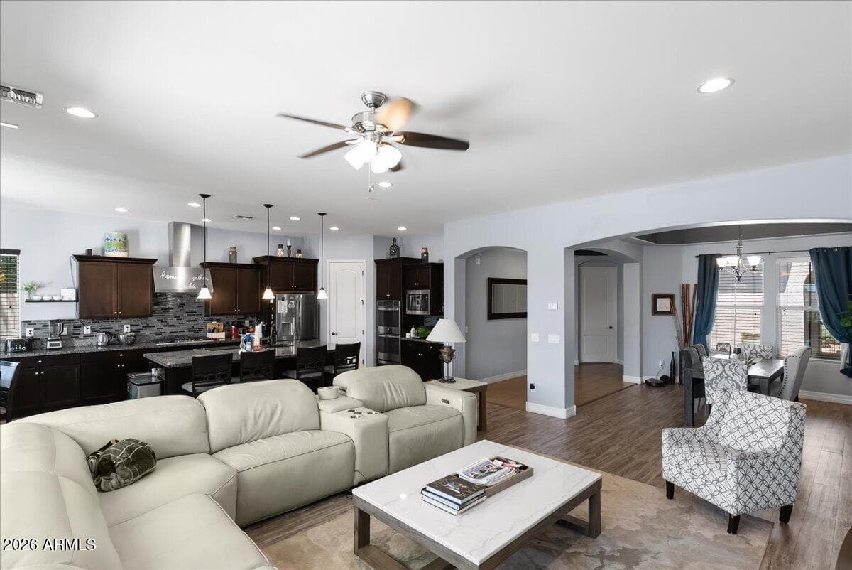 15737 W Wilshire Drive, Goodyear, AZ 85395 — photo 10 of 41