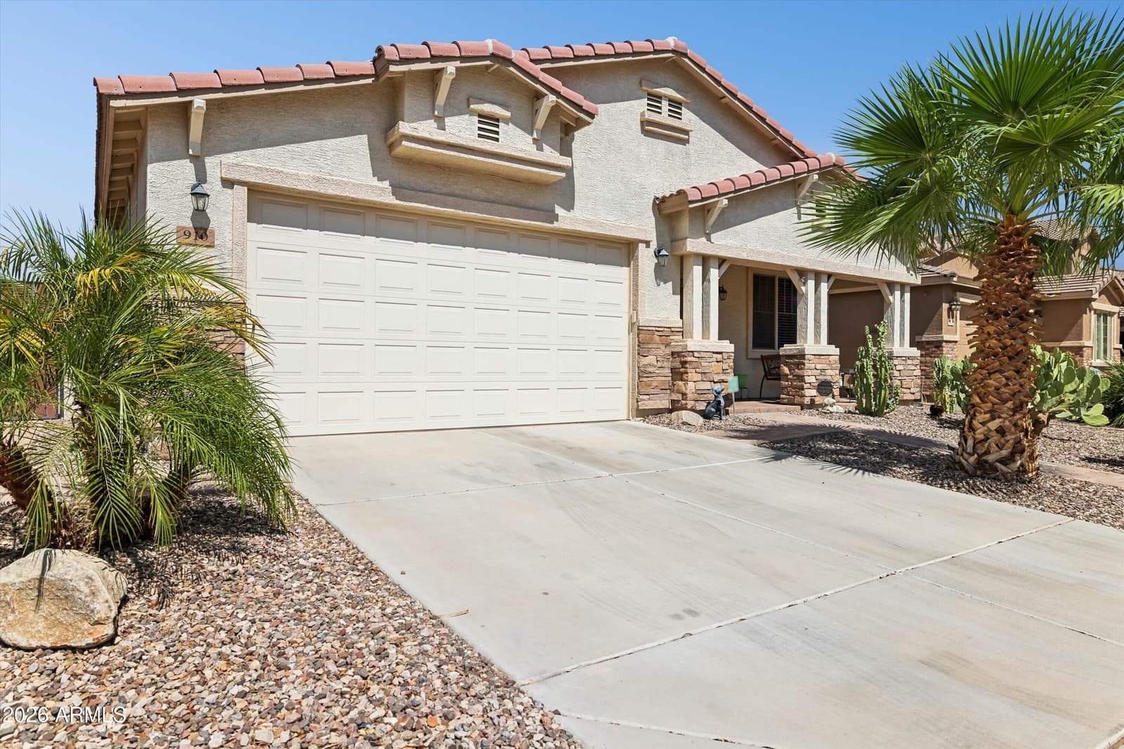 910 E Crimm Road, San Tan Valley, AZ 85143 — photo 4 of 45