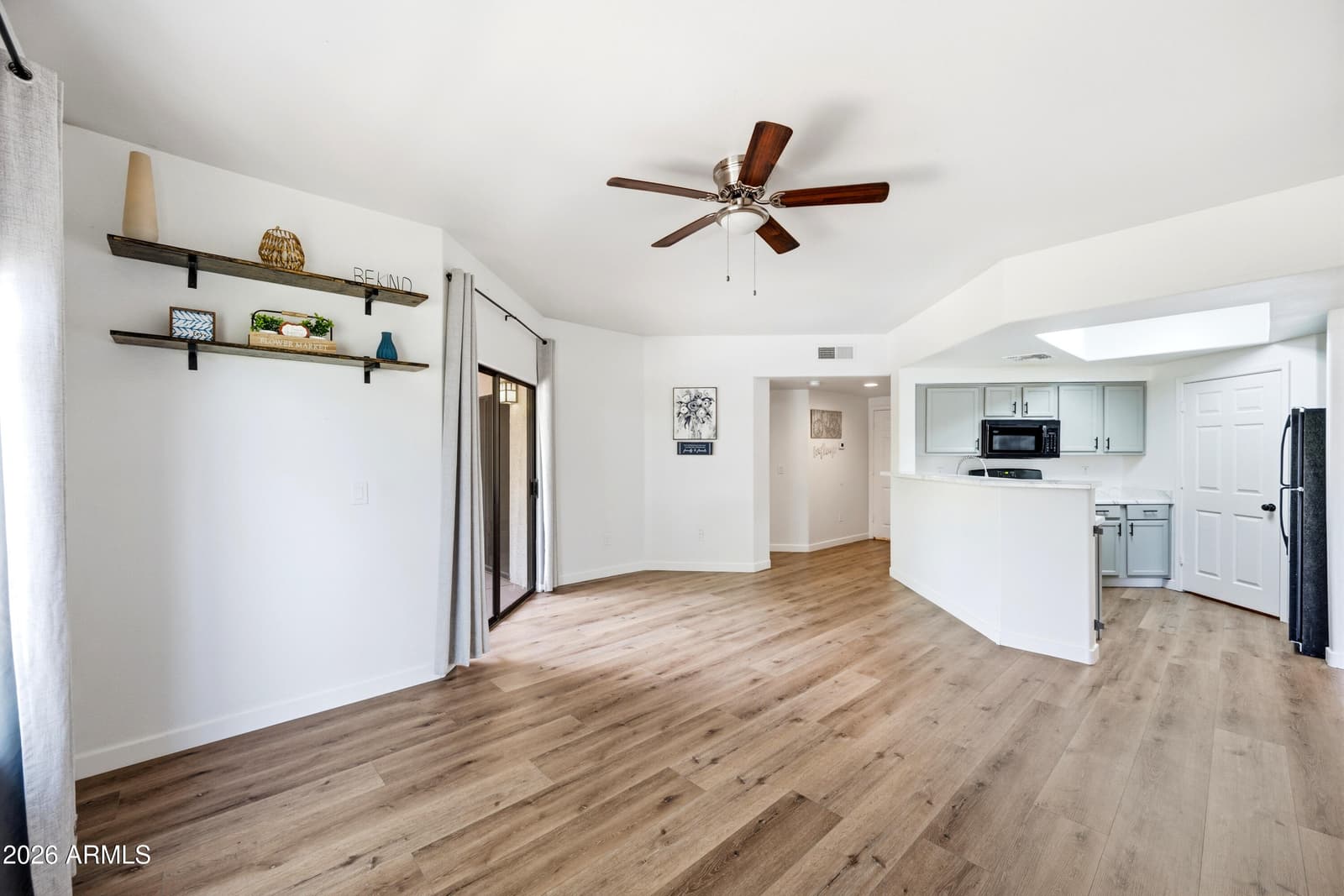 10030 W Indian School Road 255, Phoenix, AZ 85037 — photo 8 of 34