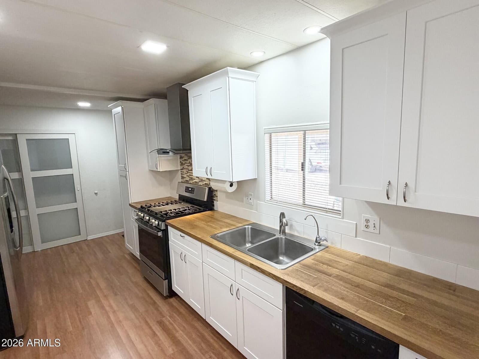 426 S 81st Place, Mesa, AZ 85208 — photo 4 of 44