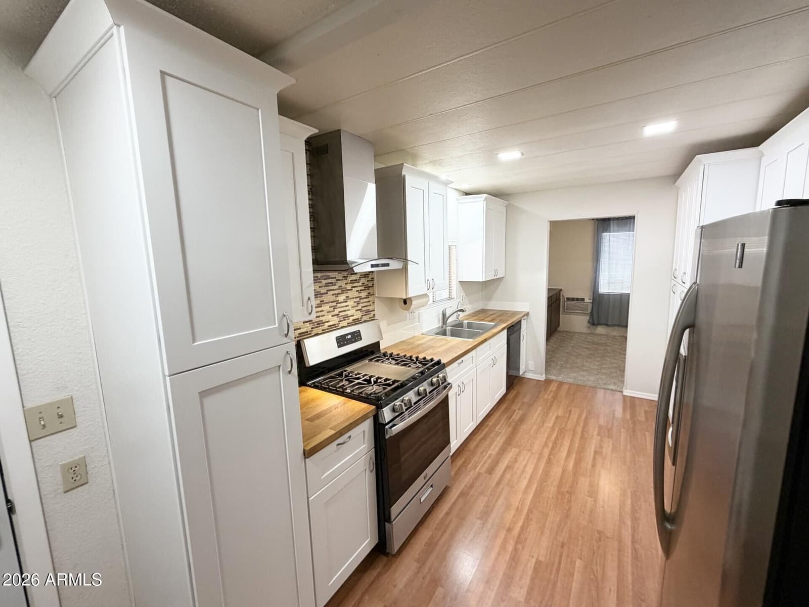 426 S 81st Place, Mesa, AZ 85208 — photo 3 of 44