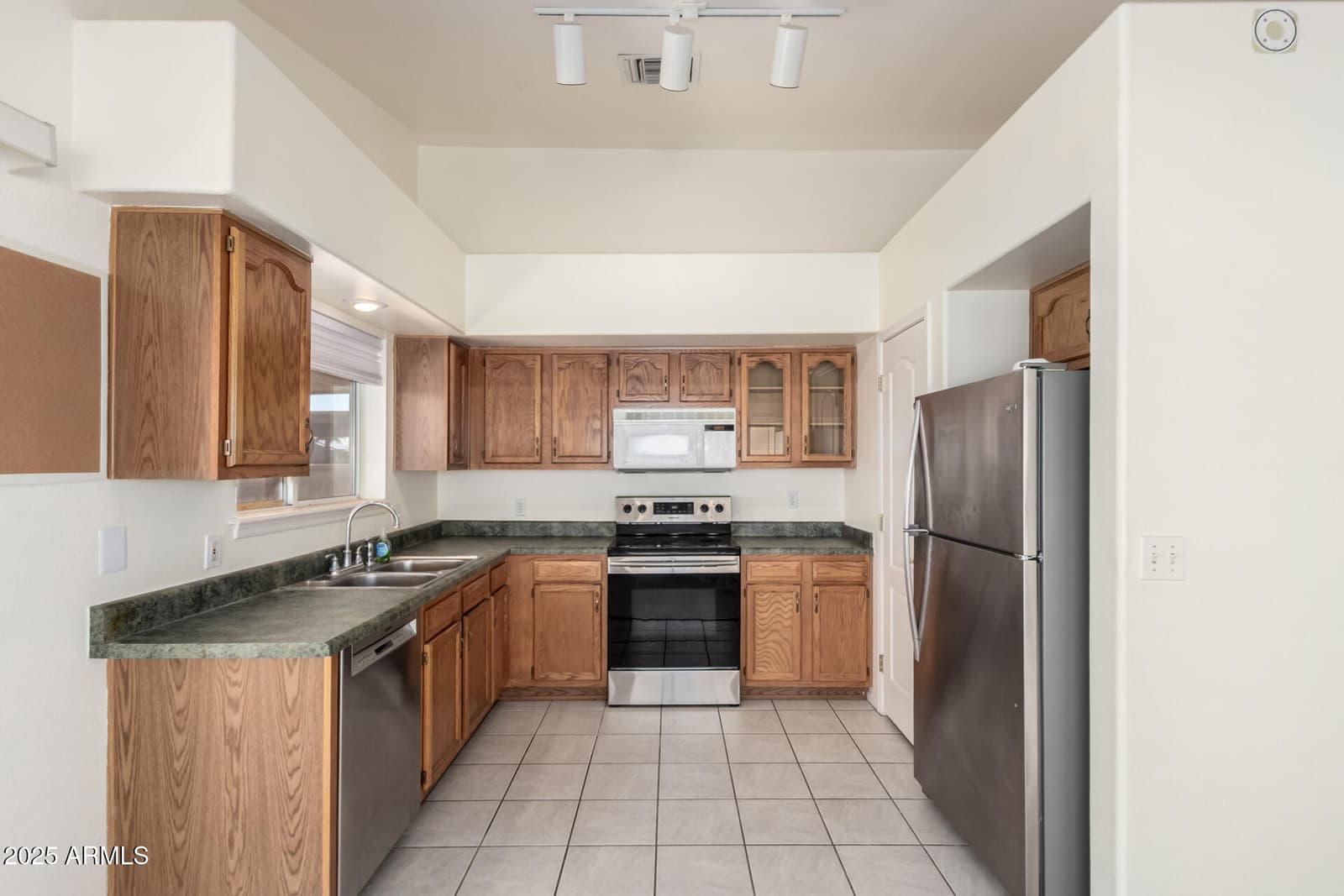 2130 N Sweetwater Drive, Casa Grande, AZ 85122 — photo 12 of 27