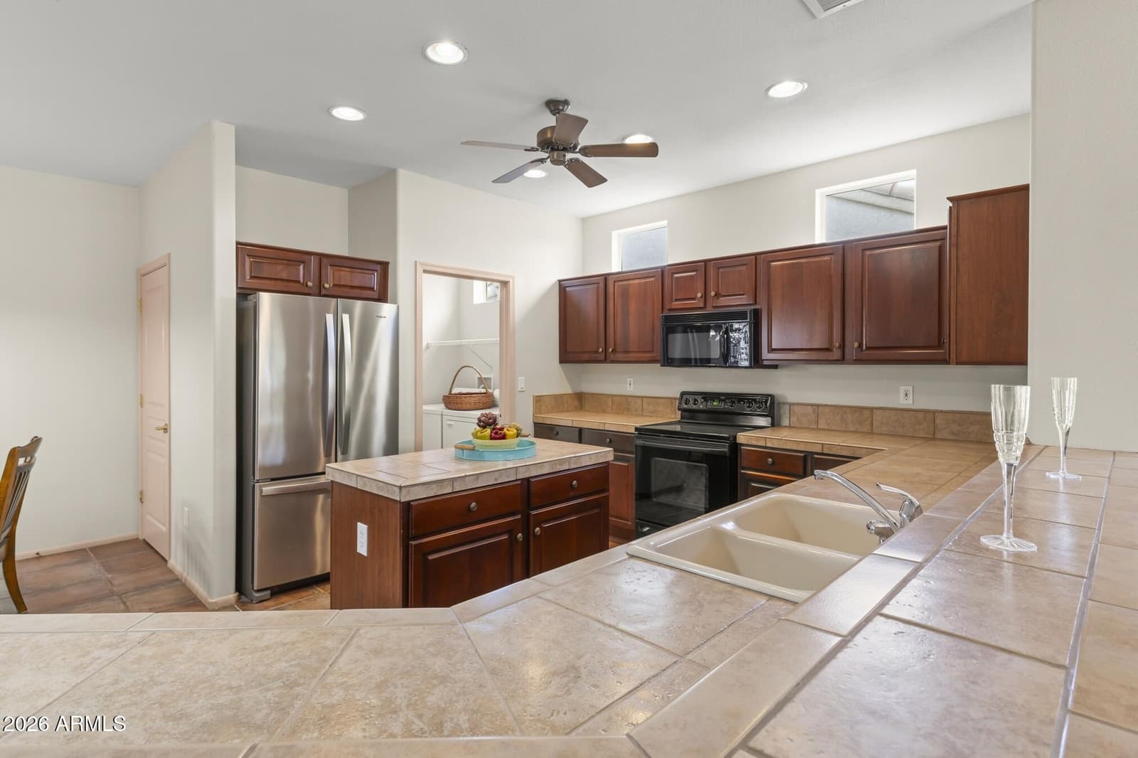 17850 N Navarro Court, Surprise, AZ 85374 — photo 12 of 40
