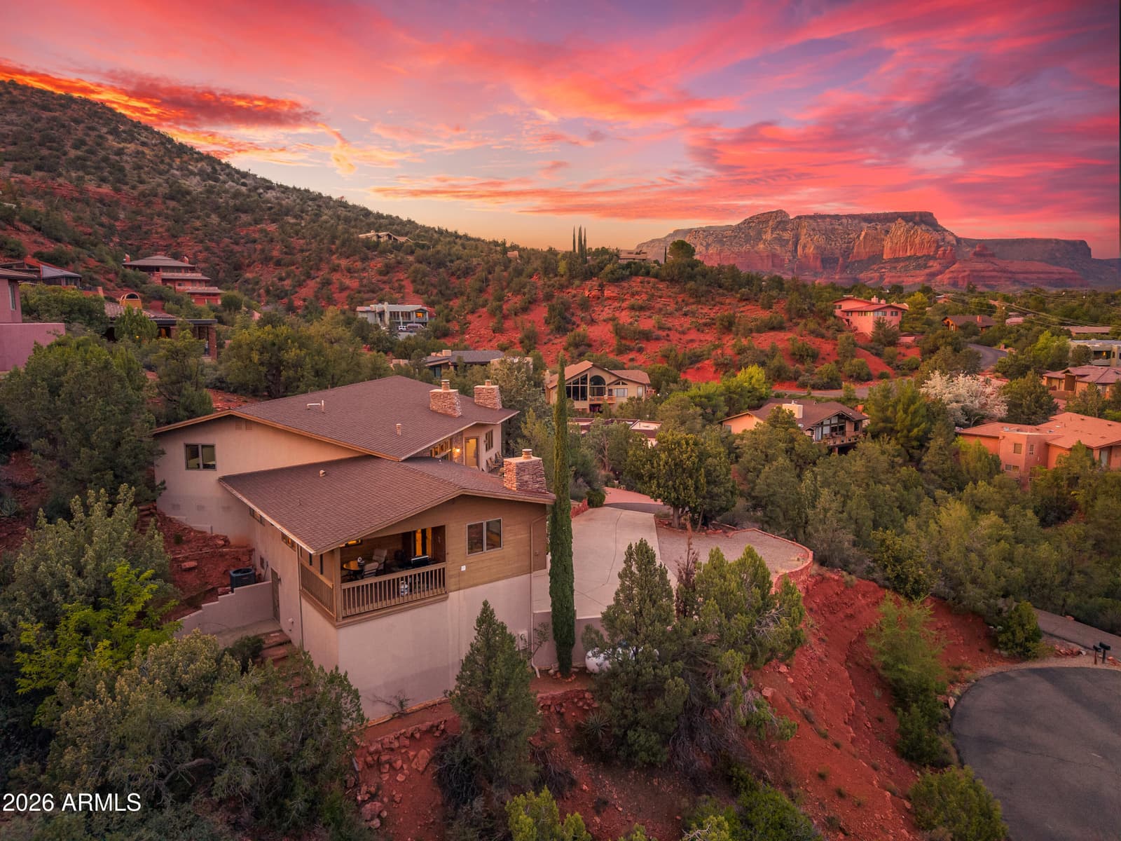 303 Oak Ridge Lane, Sedona, AZ 86336 — photo 2 of 4