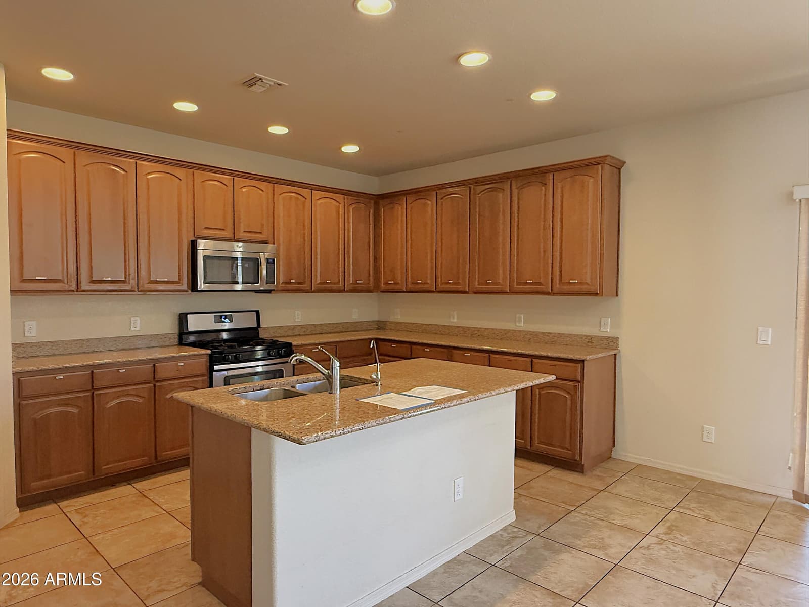 1419 Paso Robles Avenue, Sierra Vista, AZ 85635 — photo 7 of 22