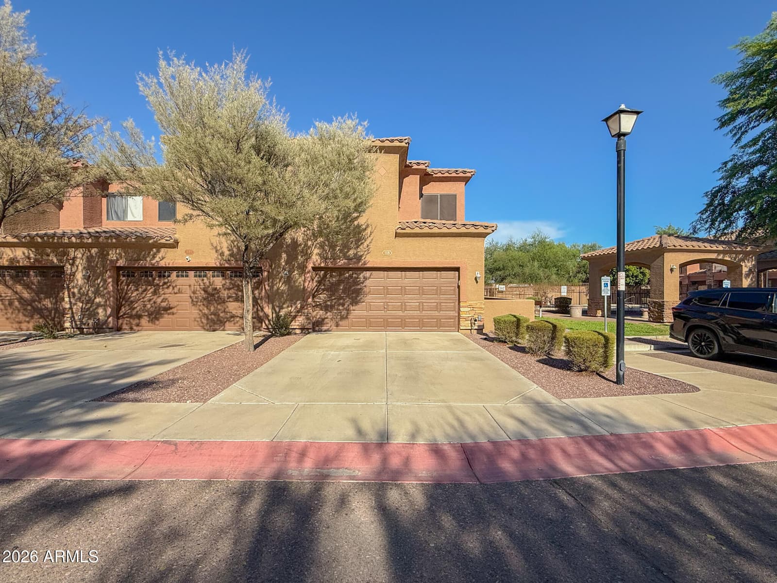 21655 N 36th Avenue 118, Glendale, AZ 85308 — photo 2 of 49