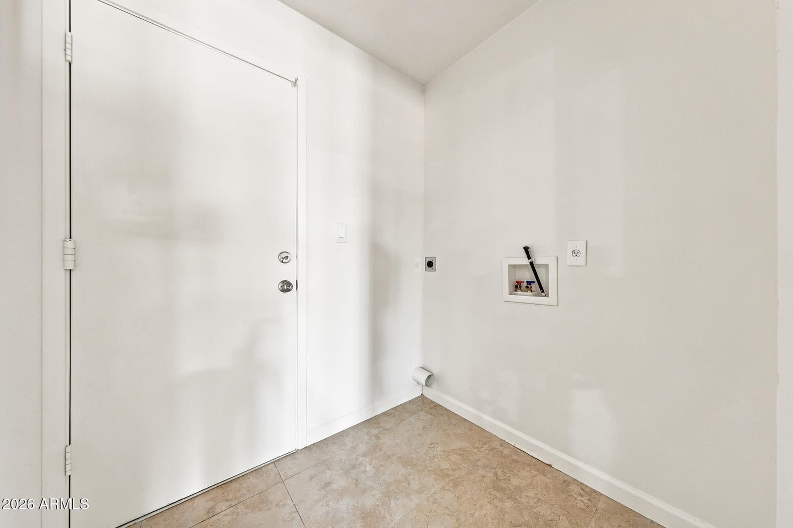 1041 W Kilarea Avenue, Mesa, AZ 85210 — photo 11 of 39