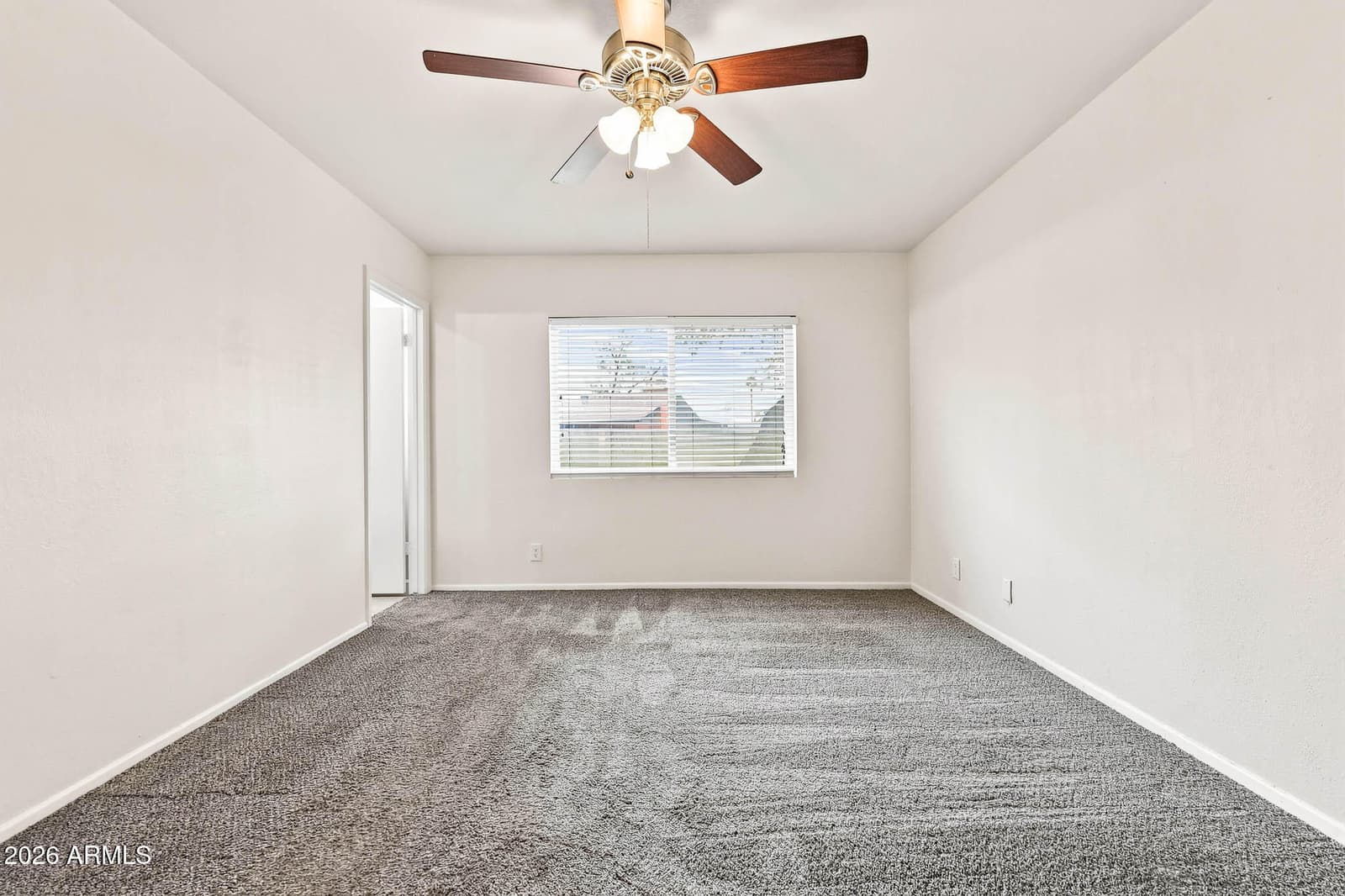 1041 W Kilarea Avenue, Mesa, AZ 85210 — photo 21 of 39