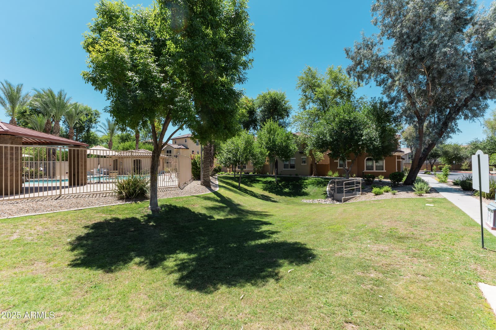 451 S Hawes Road 53, Mesa, AZ 85208 — photo 34 of 37