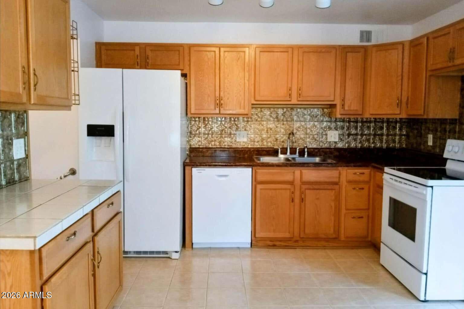 300 E Phoenix Street, Payson, AZ 85541 — photo 3 of 38
