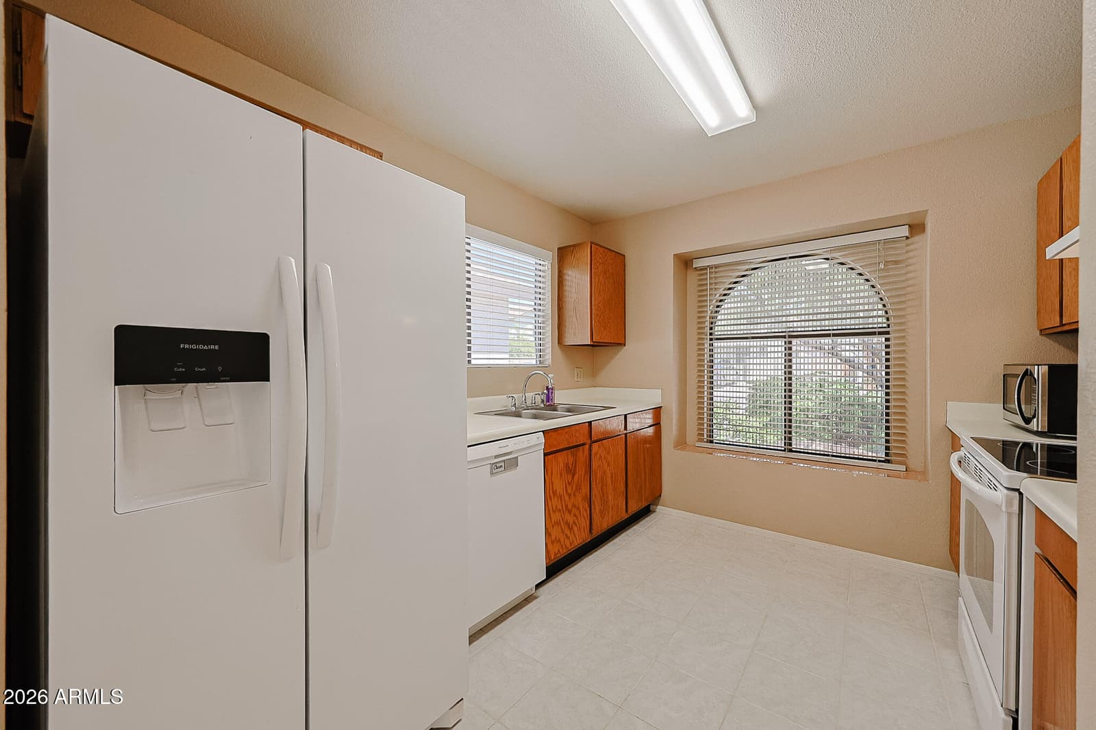 18358 N 88th Avenue, Peoria, AZ 85382 — photo 10 of 27