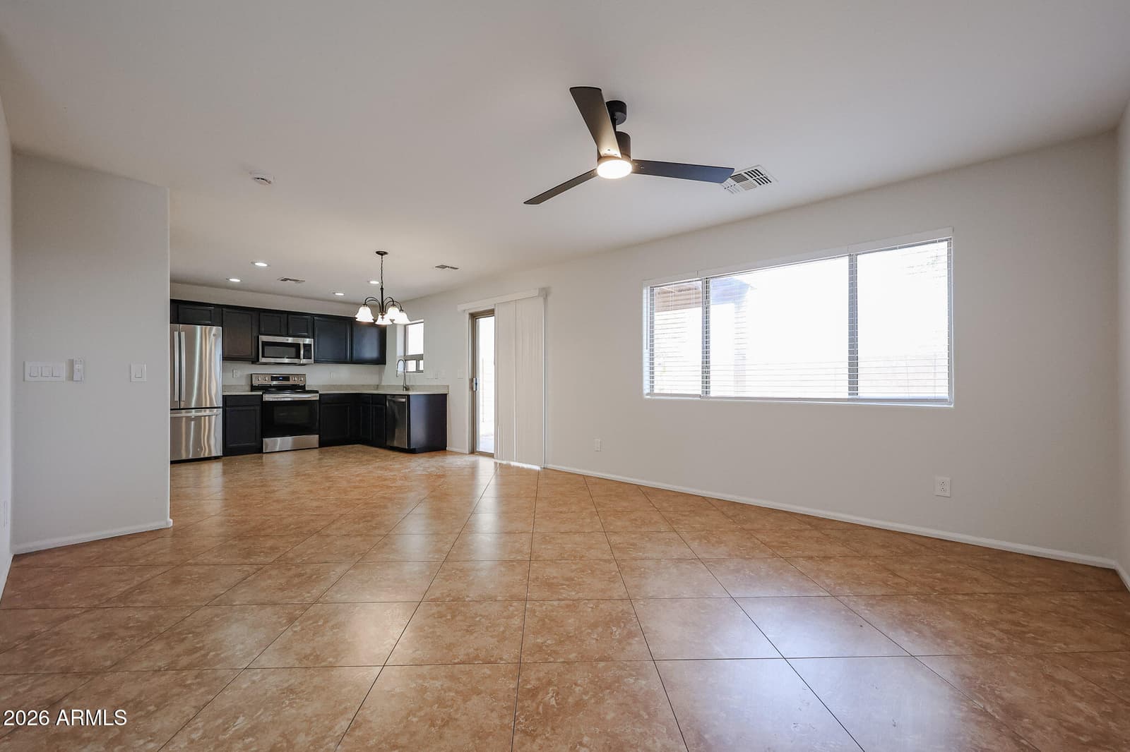 22557 N Davis Way, Maricopa, AZ 85138 — photo 5 of 39