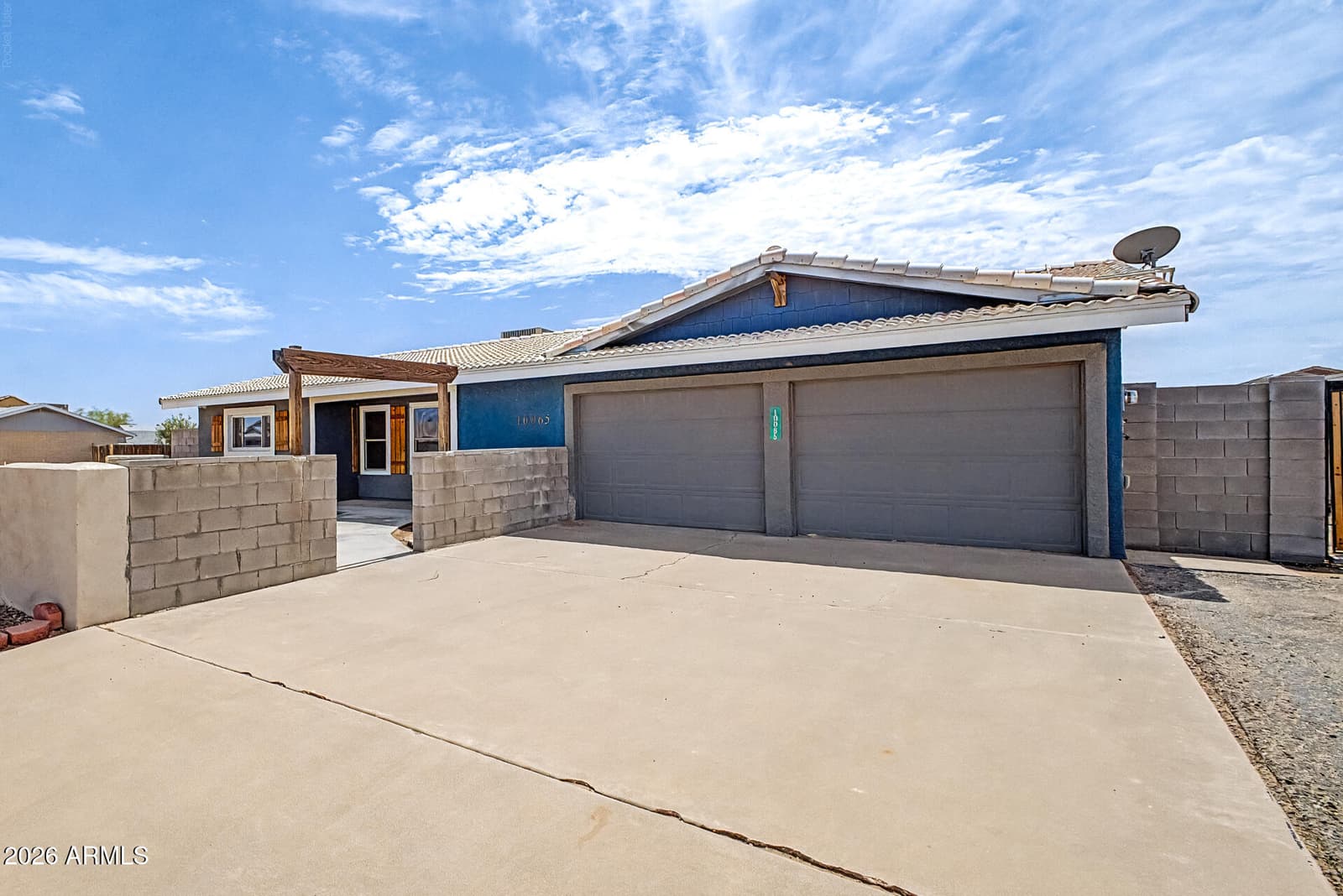 10065 W Heather Drive, Arizona City, AZ 85123 — photo 2 of 41