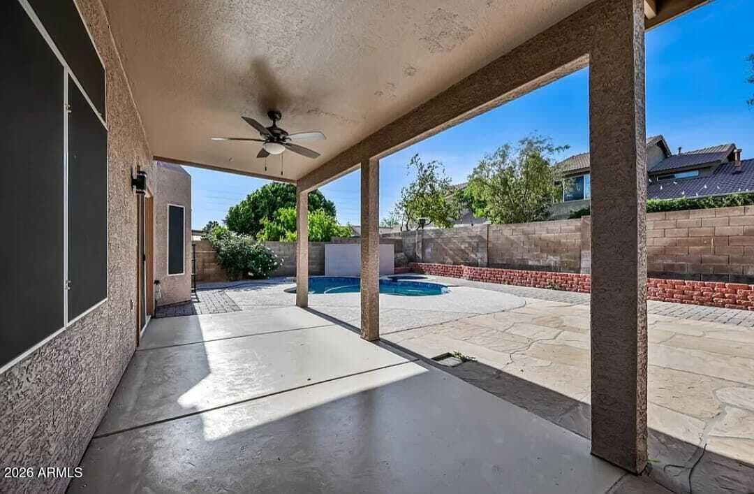 3222 E Wickieup Lane, Phoenix, AZ 85050 — photo 28 of 32