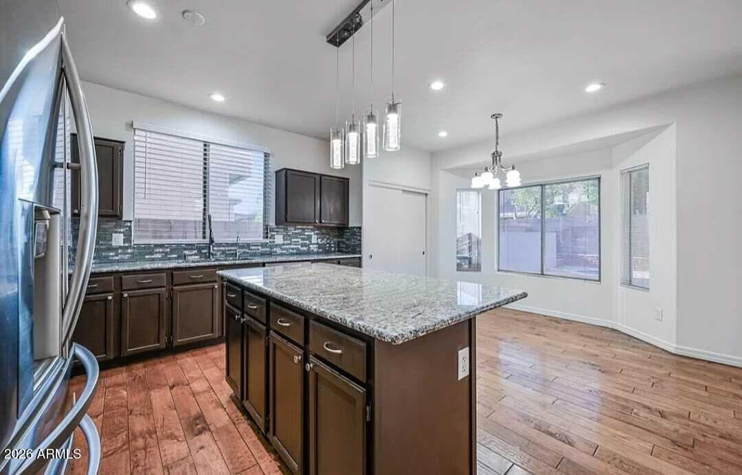 3222 E Wickieup Lane, Phoenix, AZ 85050 — photo 11 of 32
