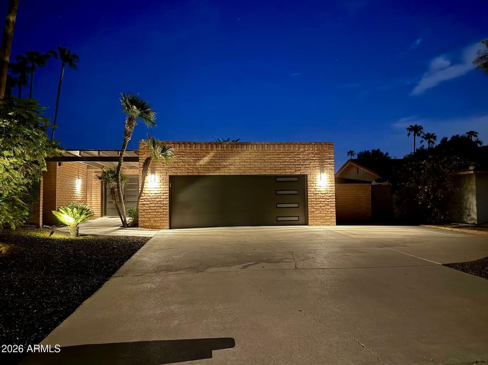 15217 N Hana Maui Drive, Phoenix, AZ 85022 — photo 2 of 44