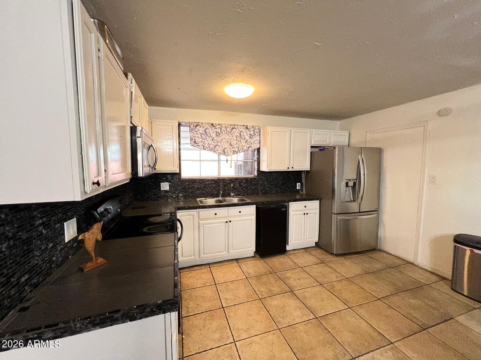 3053 N 53rd Drive, Phoenix, AZ 85031 — photo 13 of 29